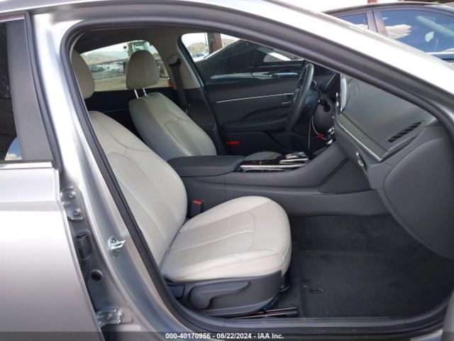 Photo 4 VIN: 5NPEF4JAXLH058546 - HYUNDAI SONATA 