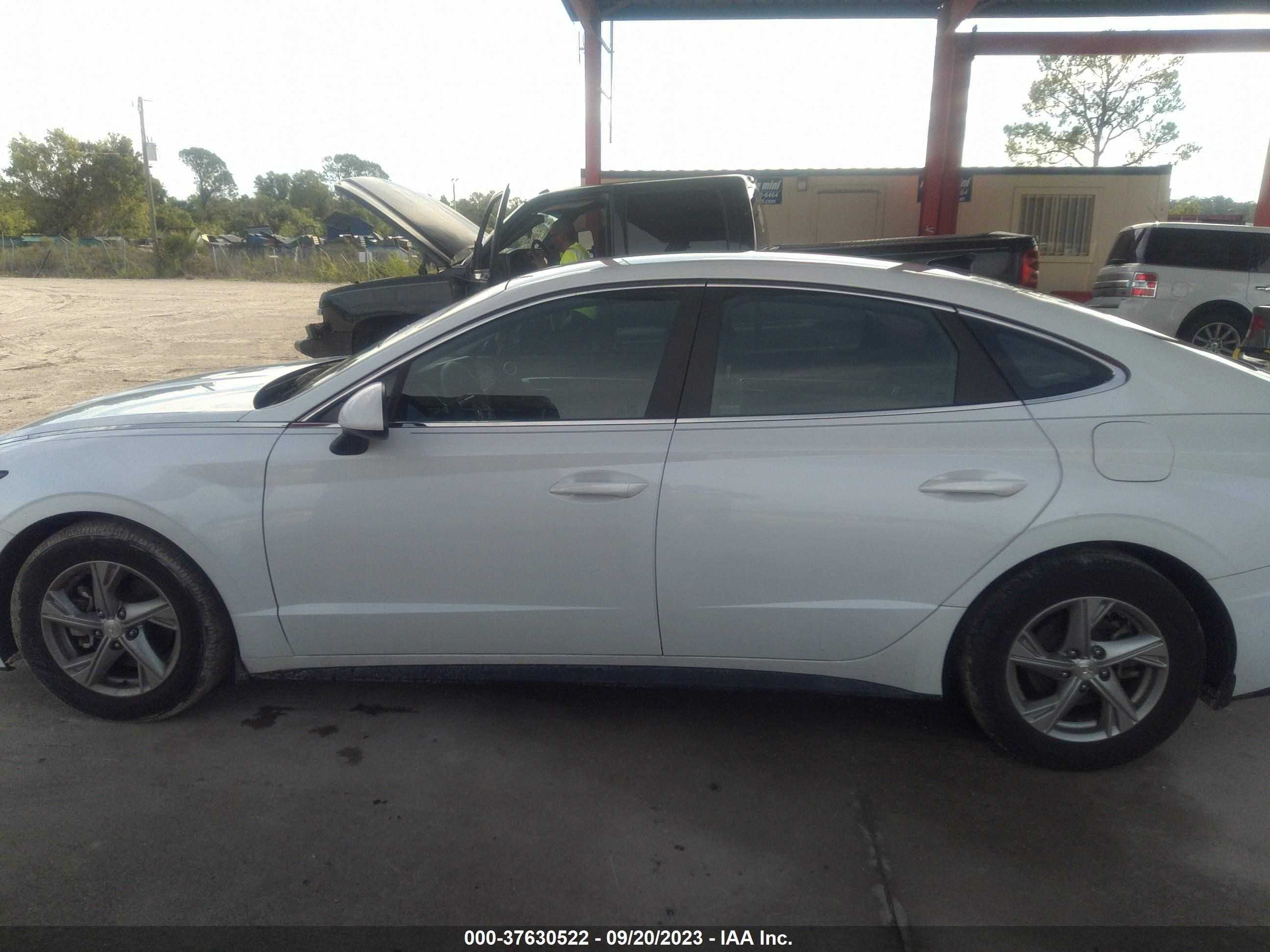 Photo 13 VIN: 5NPEG4JA0MH104321 - HYUNDAI SONATA 