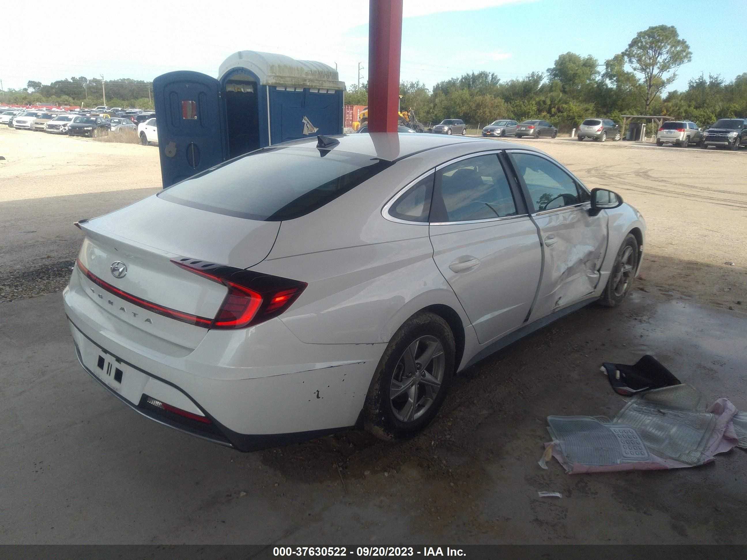 Photo 3 VIN: 5NPEG4JA0MH104321 - HYUNDAI SONATA 