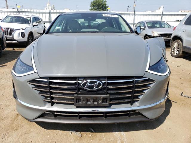 Photo 4 VIN: 5NPEG4JA0NH145002 - HYUNDAI SONATA SE 