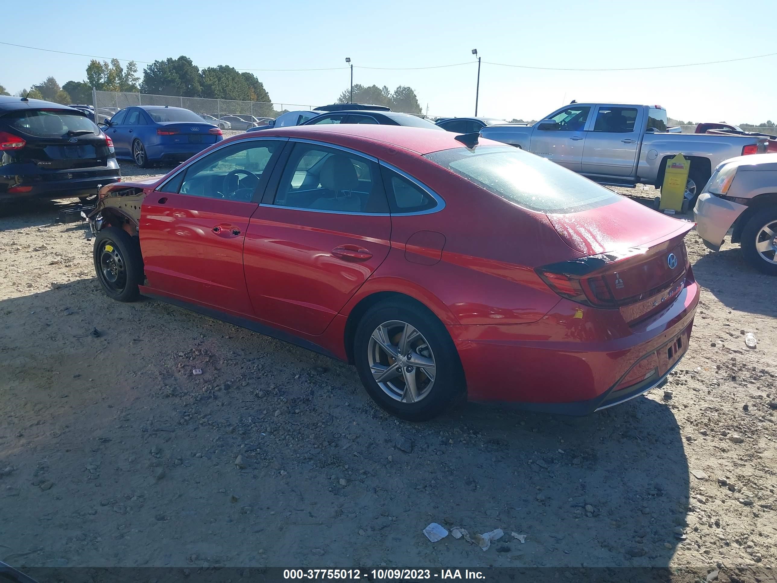 Photo 2 VIN: 5NPEG4JA1NH133327 - HYUNDAI SONATA 