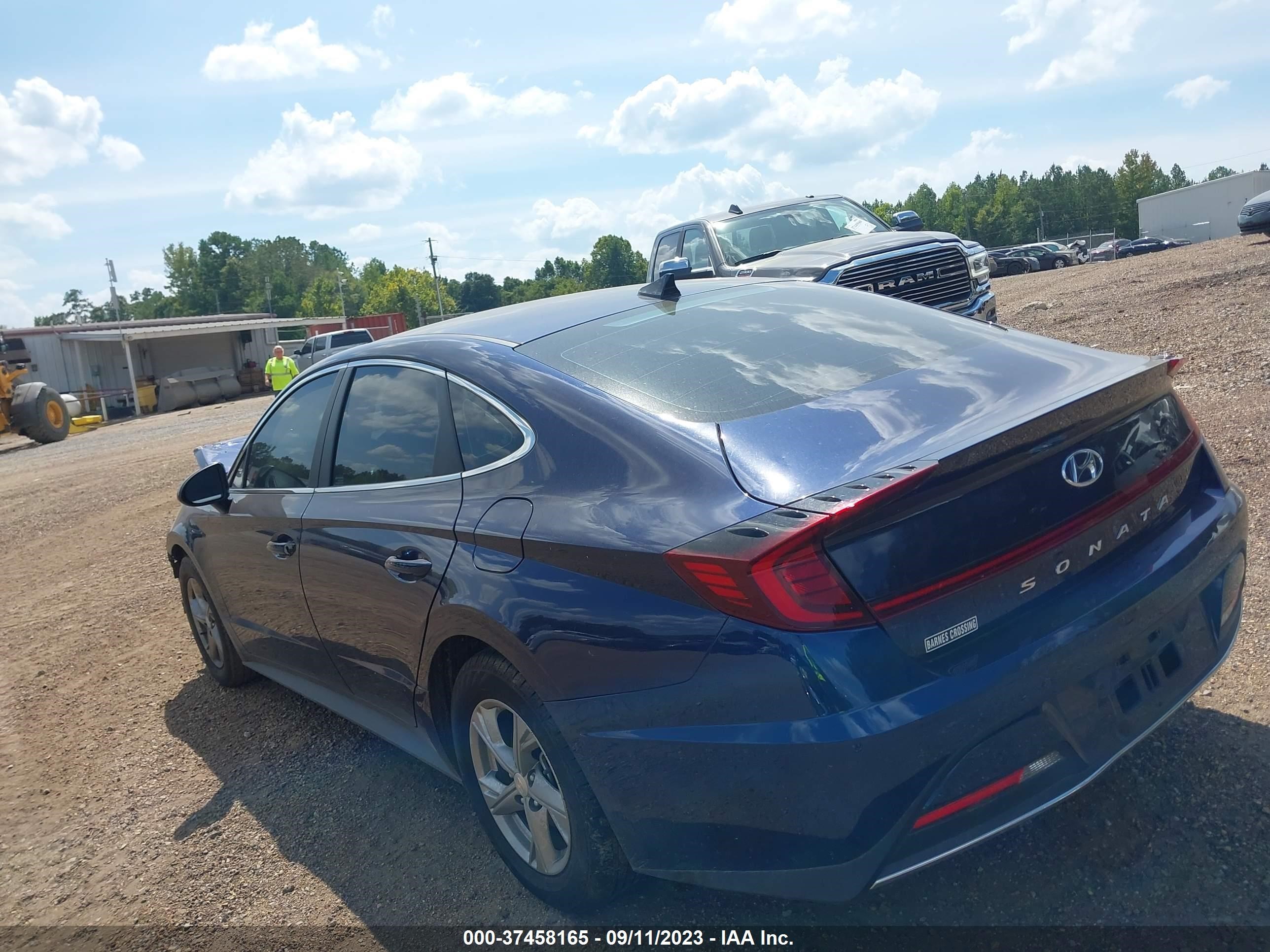 Photo 2 VIN: 5NPEG4JA1NH145803 - HYUNDAI SONATA 