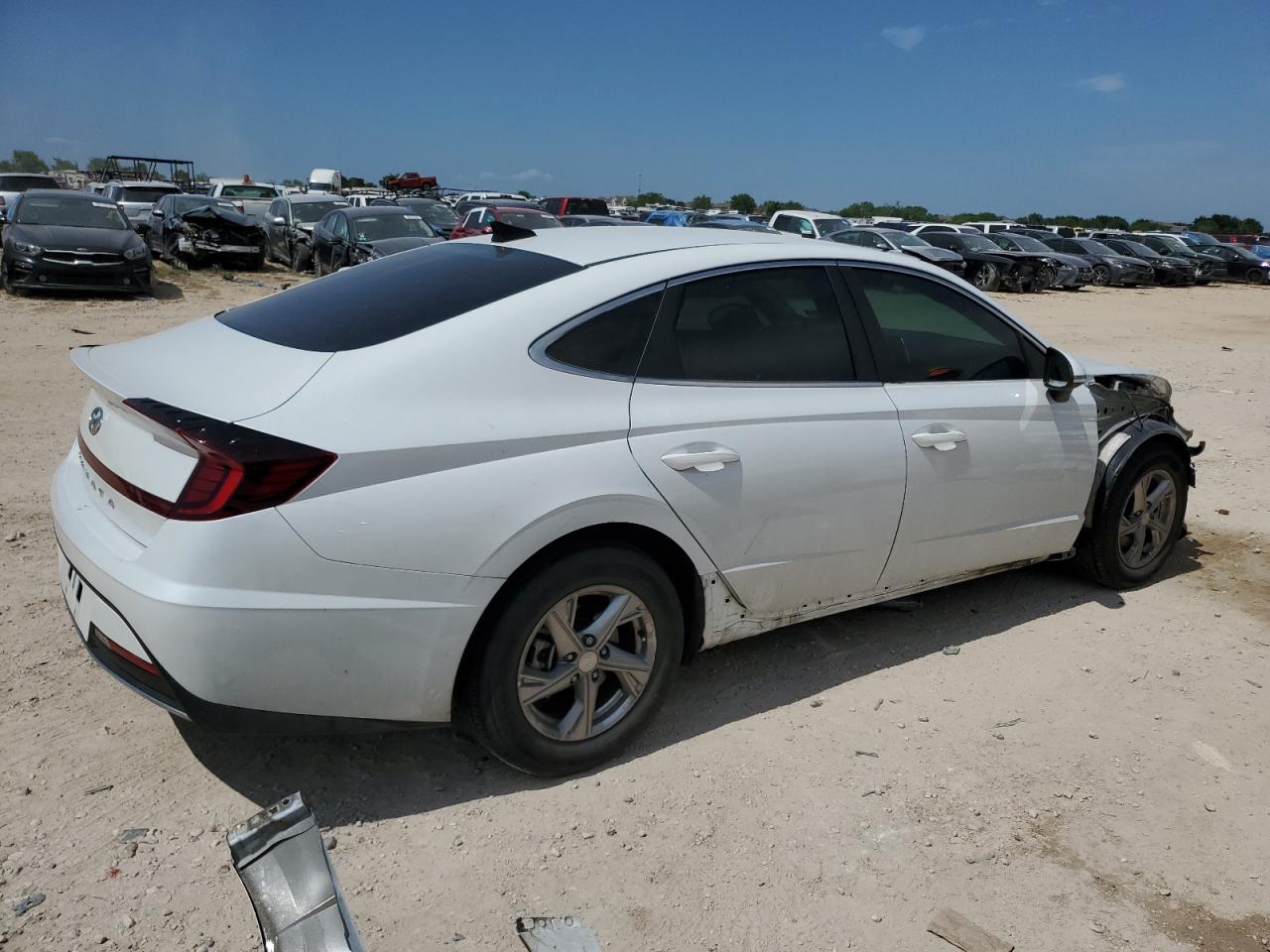 Photo 2 VIN: 5NPEG4JA1NH148717 - HYUNDAI SONATA 