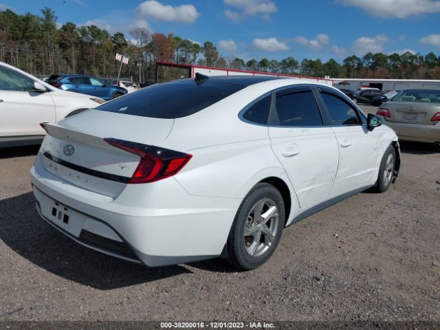 Photo 3 VIN: 5NPEG4JA2LH004980 - HYUNDAI SONATA 