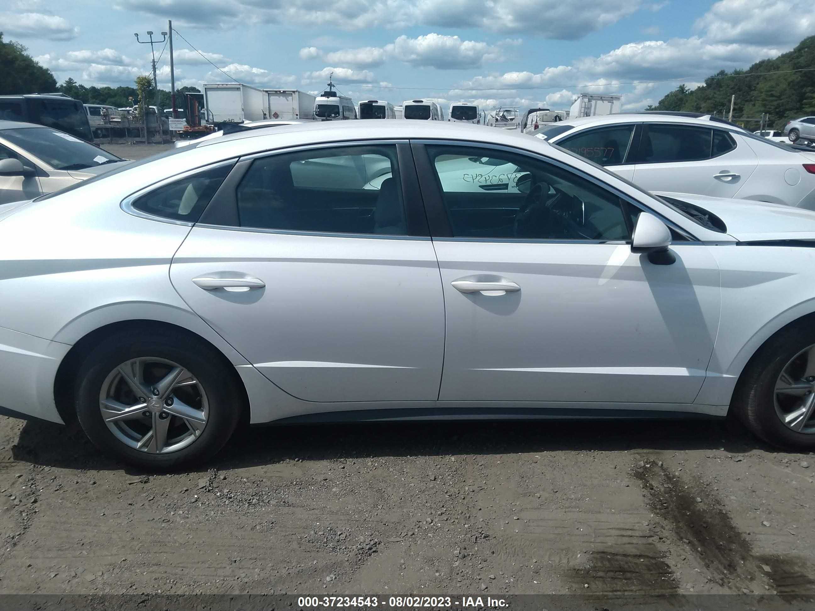 Photo 12 VIN: 5NPEG4JA2LH027918 - HYUNDAI SONATA 