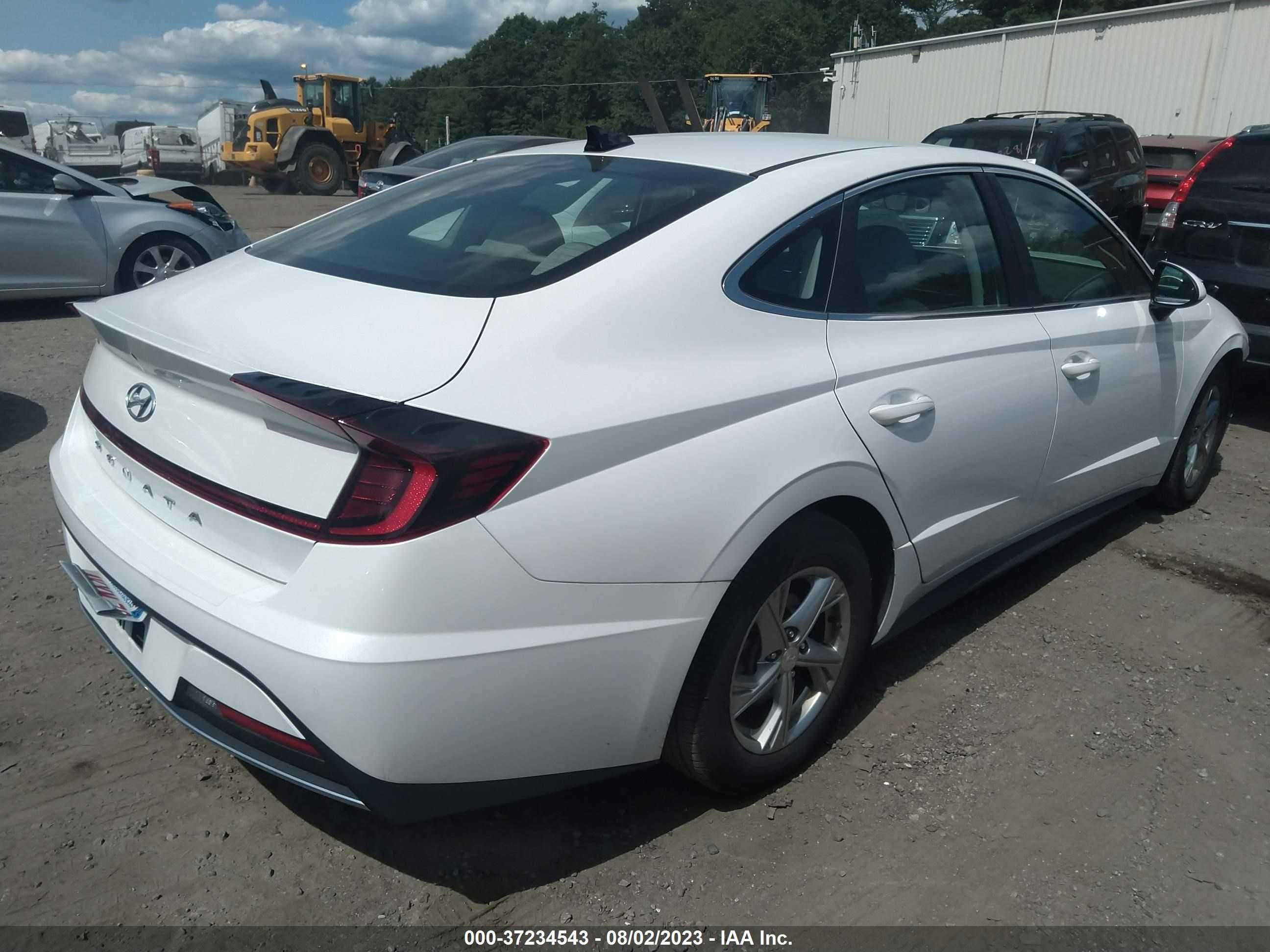 Photo 3 VIN: 5NPEG4JA2LH027918 - HYUNDAI SONATA 