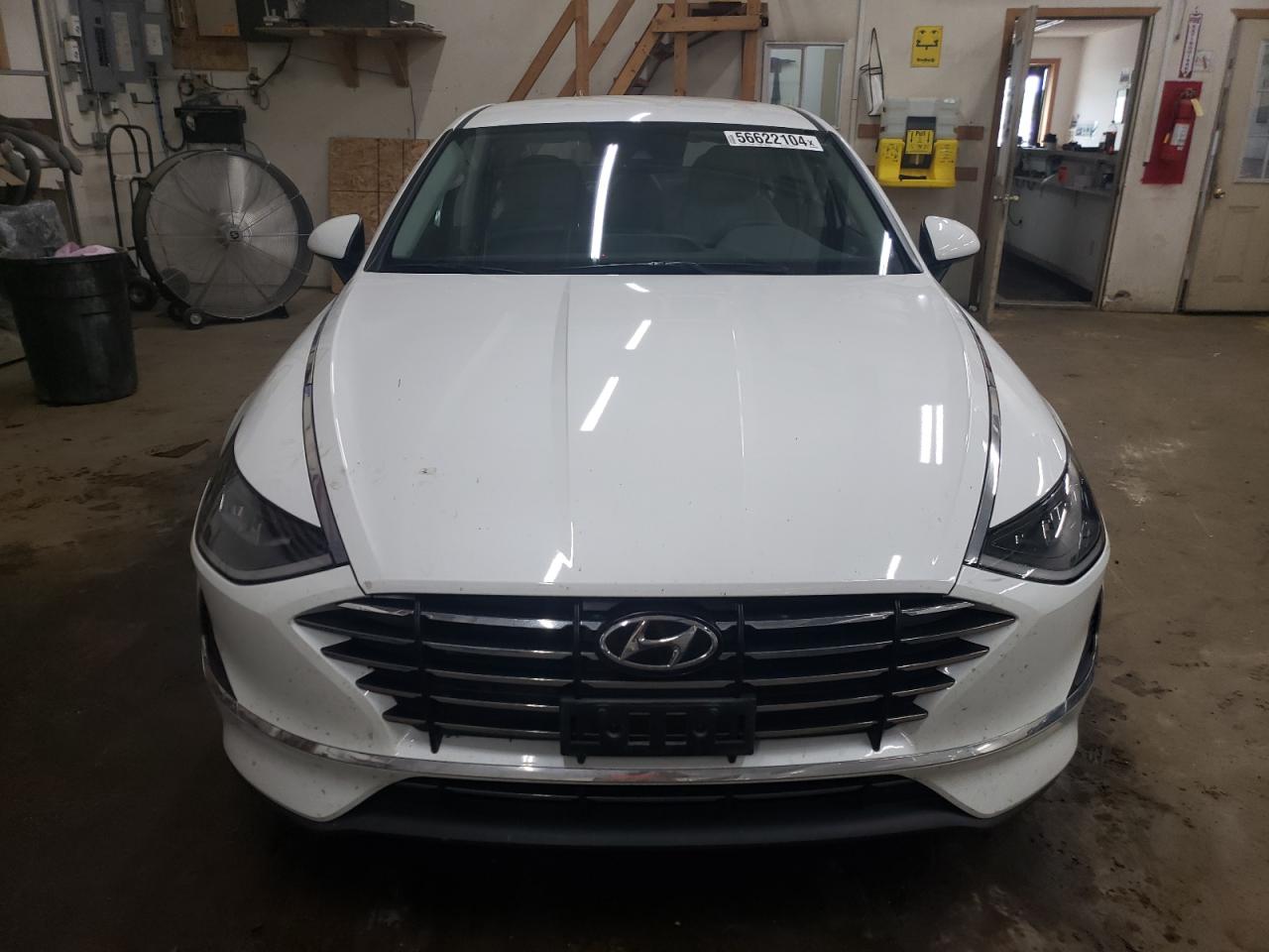 Photo 4 VIN: 5NPEG4JA2MH072021 - HYUNDAI SONATA 