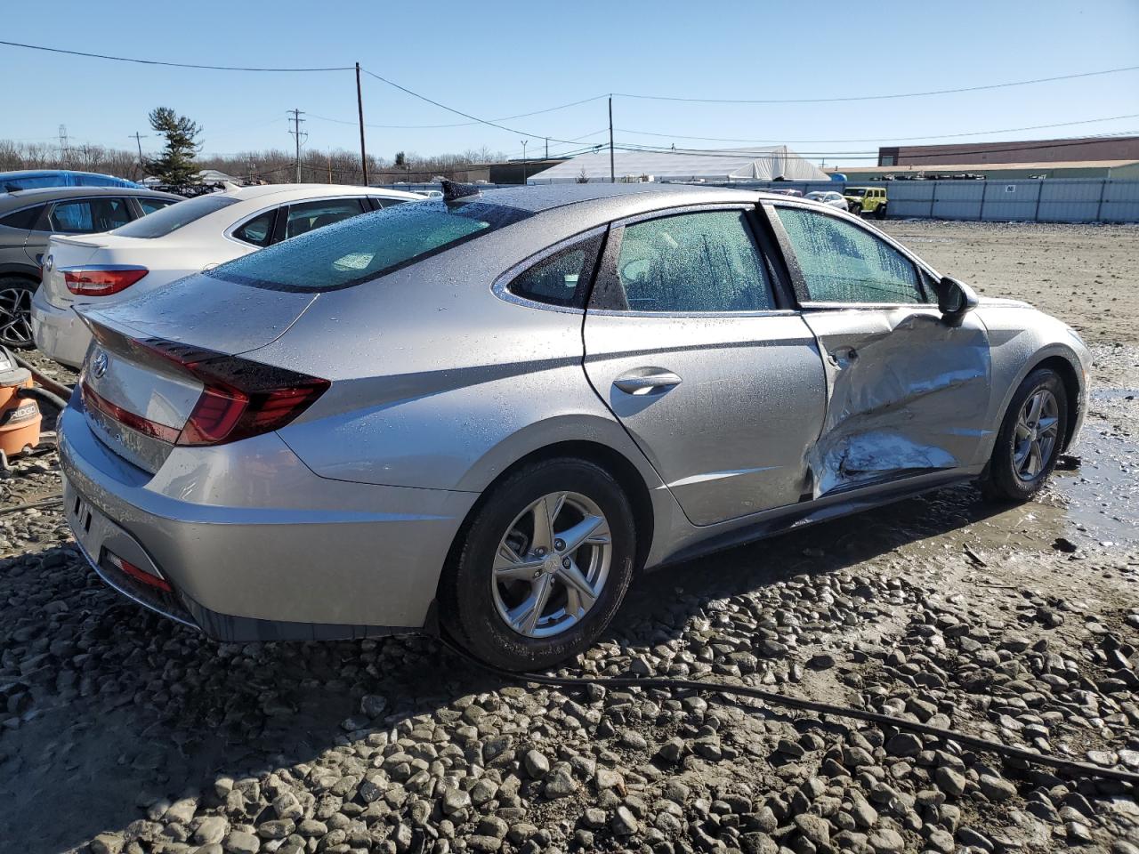 Photo 2 VIN: 5NPEG4JA2NH135359 - HYUNDAI SONATA 