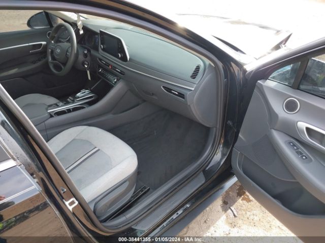 Photo 4 VIN: 5NPEG4JA3NH138920 - HYUNDAI SONATA 