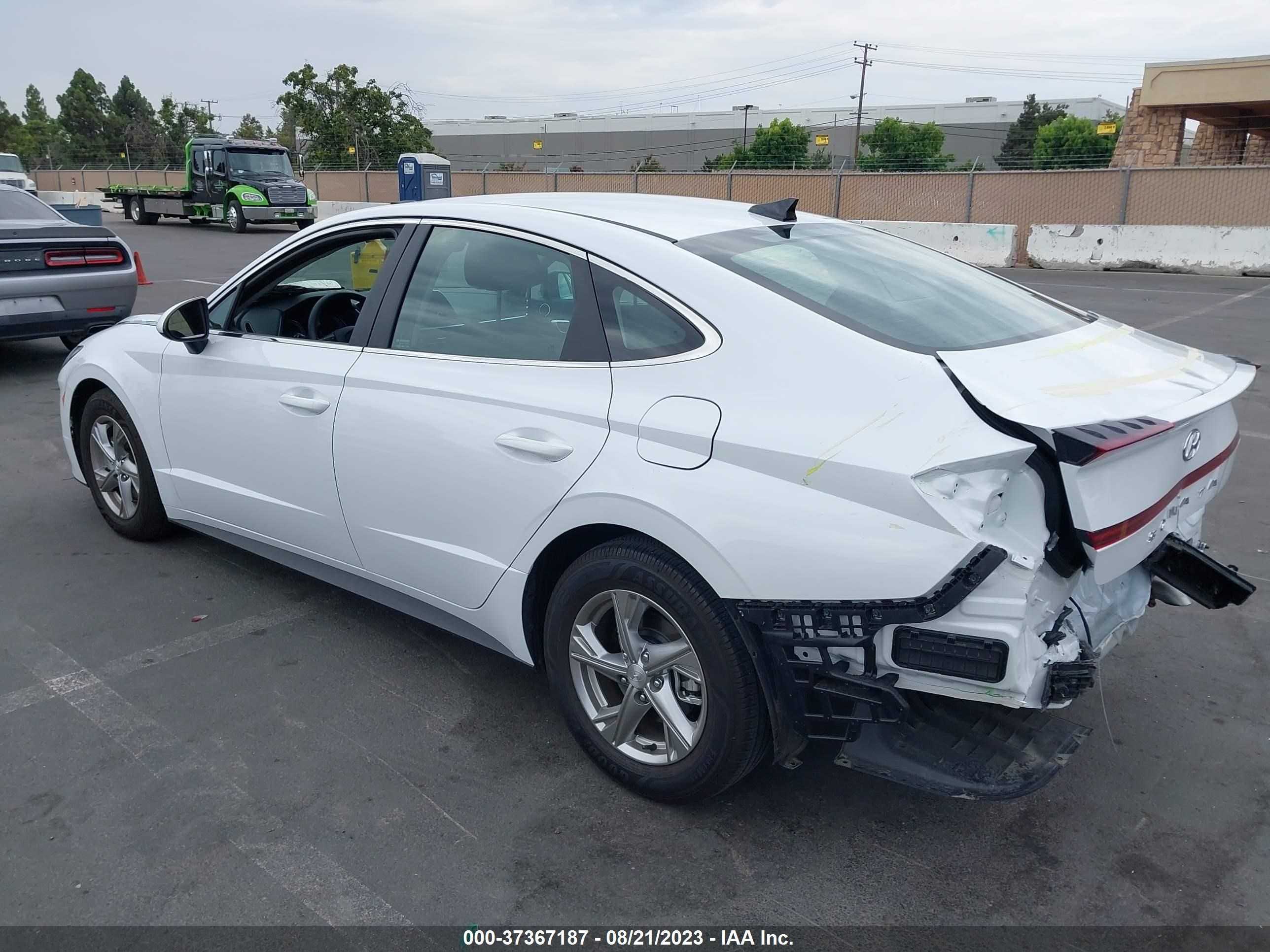 Photo 2 VIN: 5NPEG4JA4NH133919 - HYUNDAI SONATA 