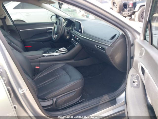 Photo 4 VIN: 5NPEG4JA4NH134021 - HYUNDAI SONATA 