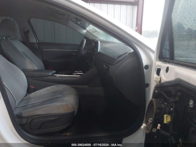 Photo 4 VIN: 5NPEG4JA5MH126931 - HYUNDAI SONATA 