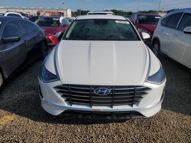 Photo 4 VIN: 5NPEG4JA6NH134151 - HYUNDAI SONATA SE 