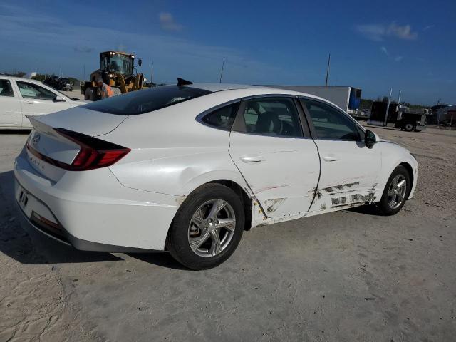 Photo 2 VIN: 5NPEG4JA7LH010418 - HYUNDAI SONATA SE 