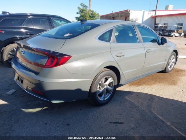 Photo 3 VIN: 5NPEG4JA7MH109144 - HYUNDAI SONATA 