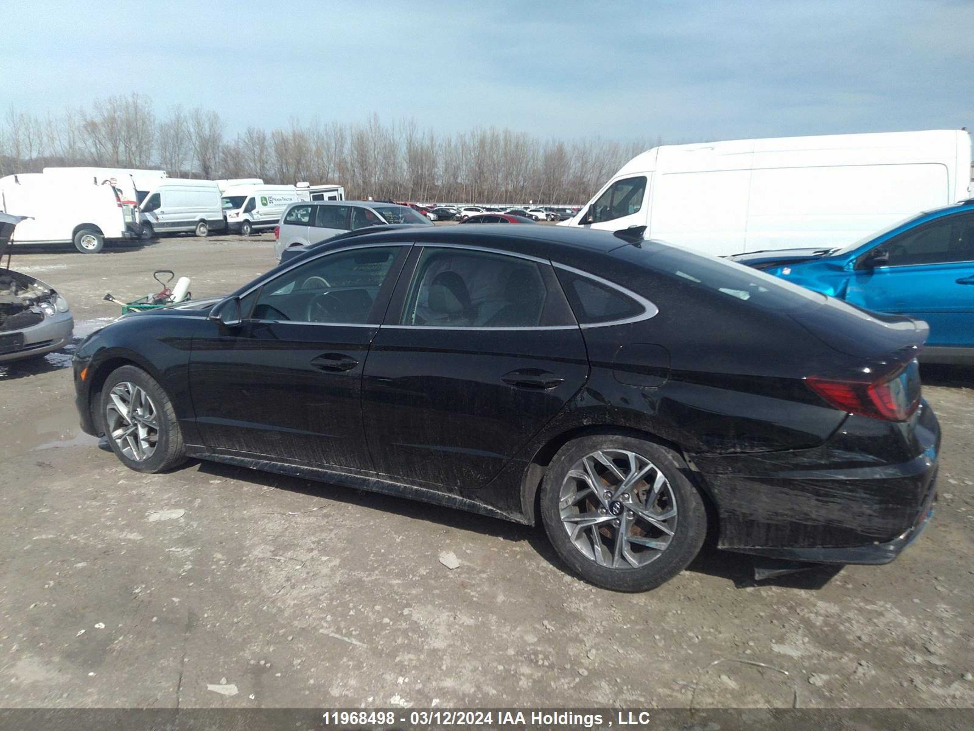 Photo 13 VIN: 5NPEG4JA7NH146048 - HYUNDAI SONATA 