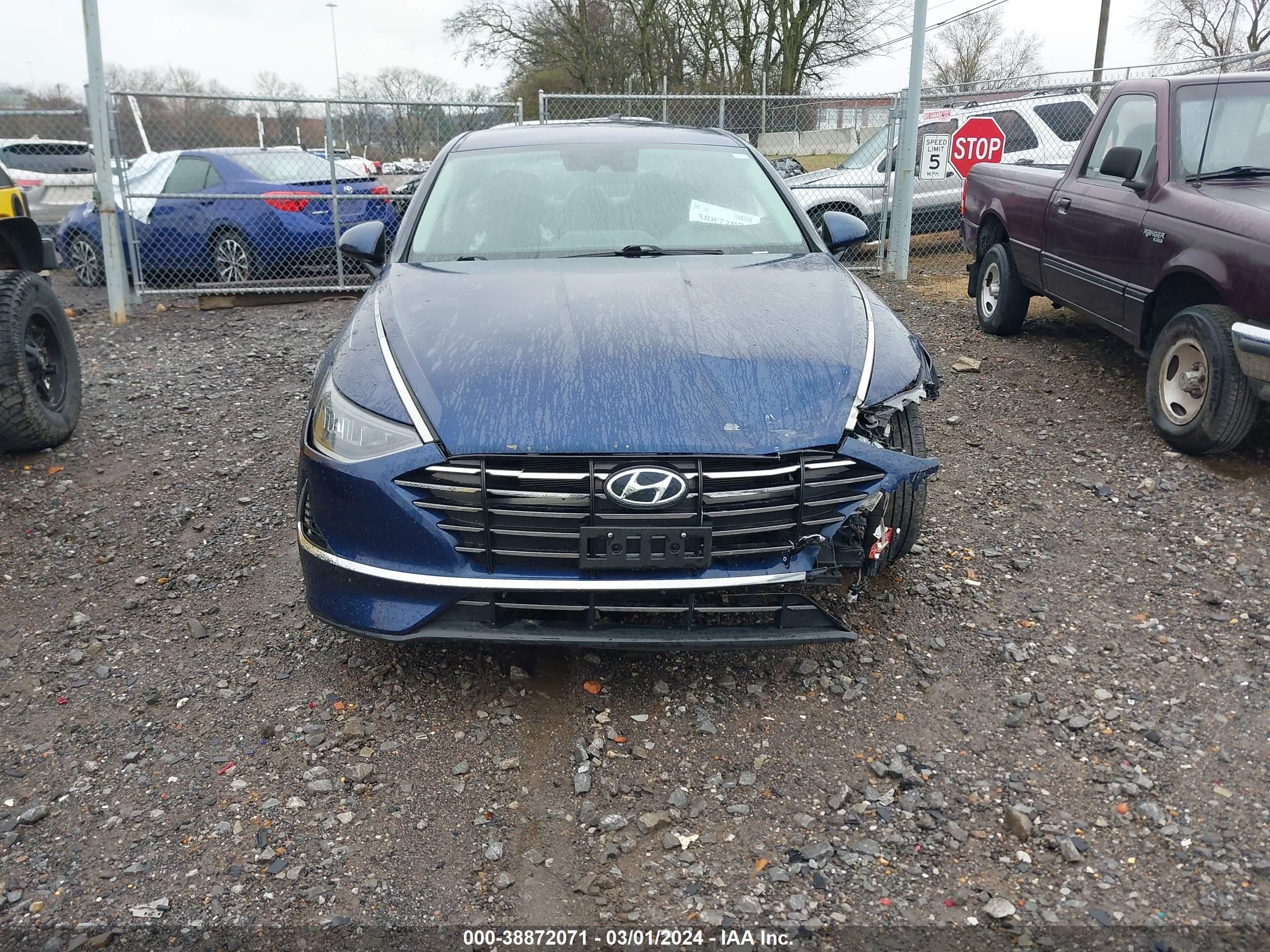 Photo 11 VIN: 5NPEG4JA8MH077644 - HYUNDAI SONATA 