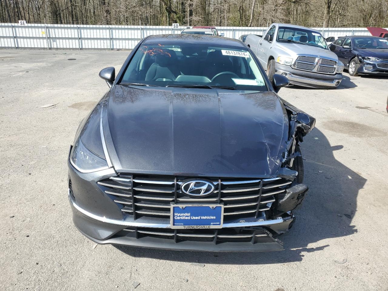 Photo 4 VIN: 5NPEG4JA8NH144910 - HYUNDAI SONATA 