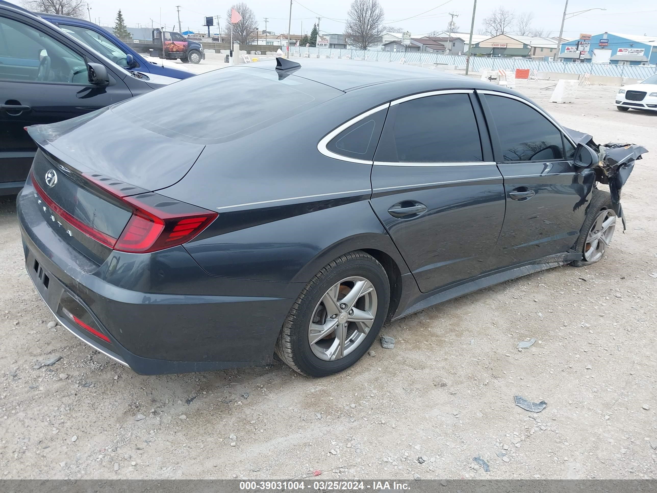 Photo 3 VIN: 5NPEG4JA9LH058423 - HYUNDAI SONATA 