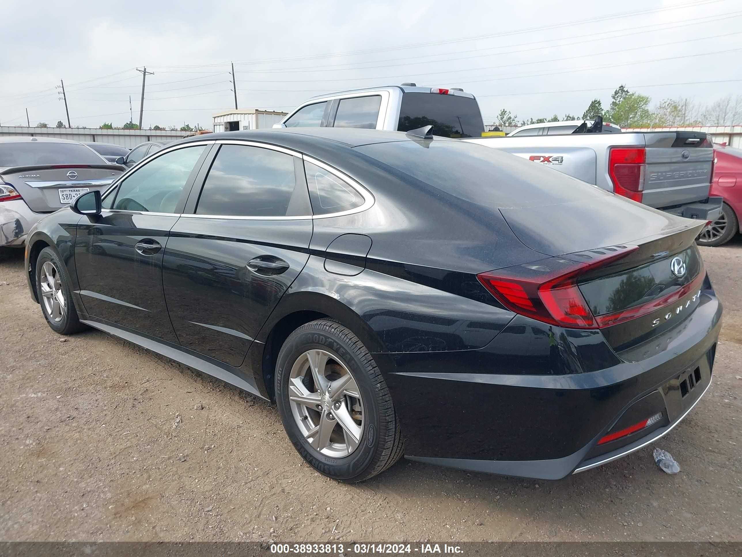 Photo 2 VIN: 5NPEG4JA9MH064790 - HYUNDAI SONATA 