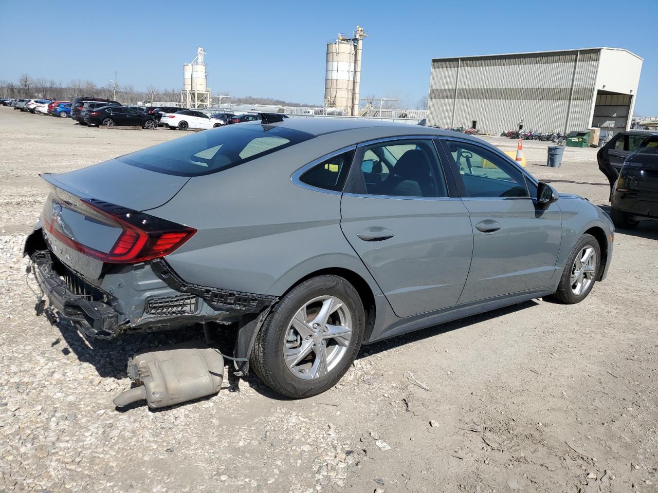 Photo 2 VIN: 5NPEG4JAXMH071621 - HYUNDAI SONATA 