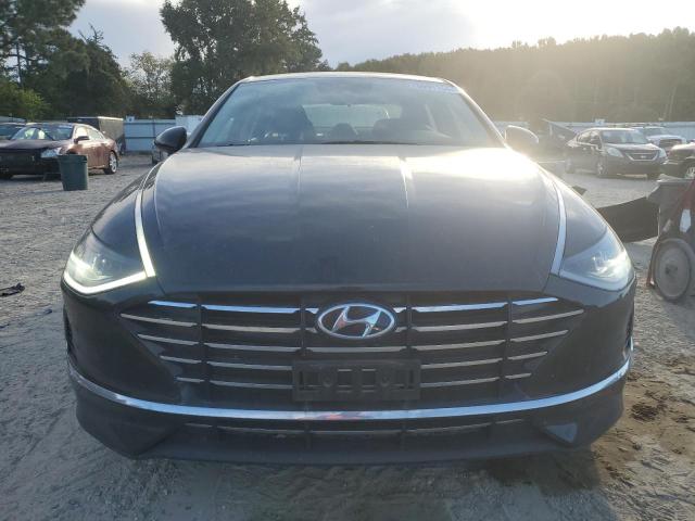 Photo 4 VIN: 5NPEG4JAXNH145864 - HYUNDAI SONATA SE 