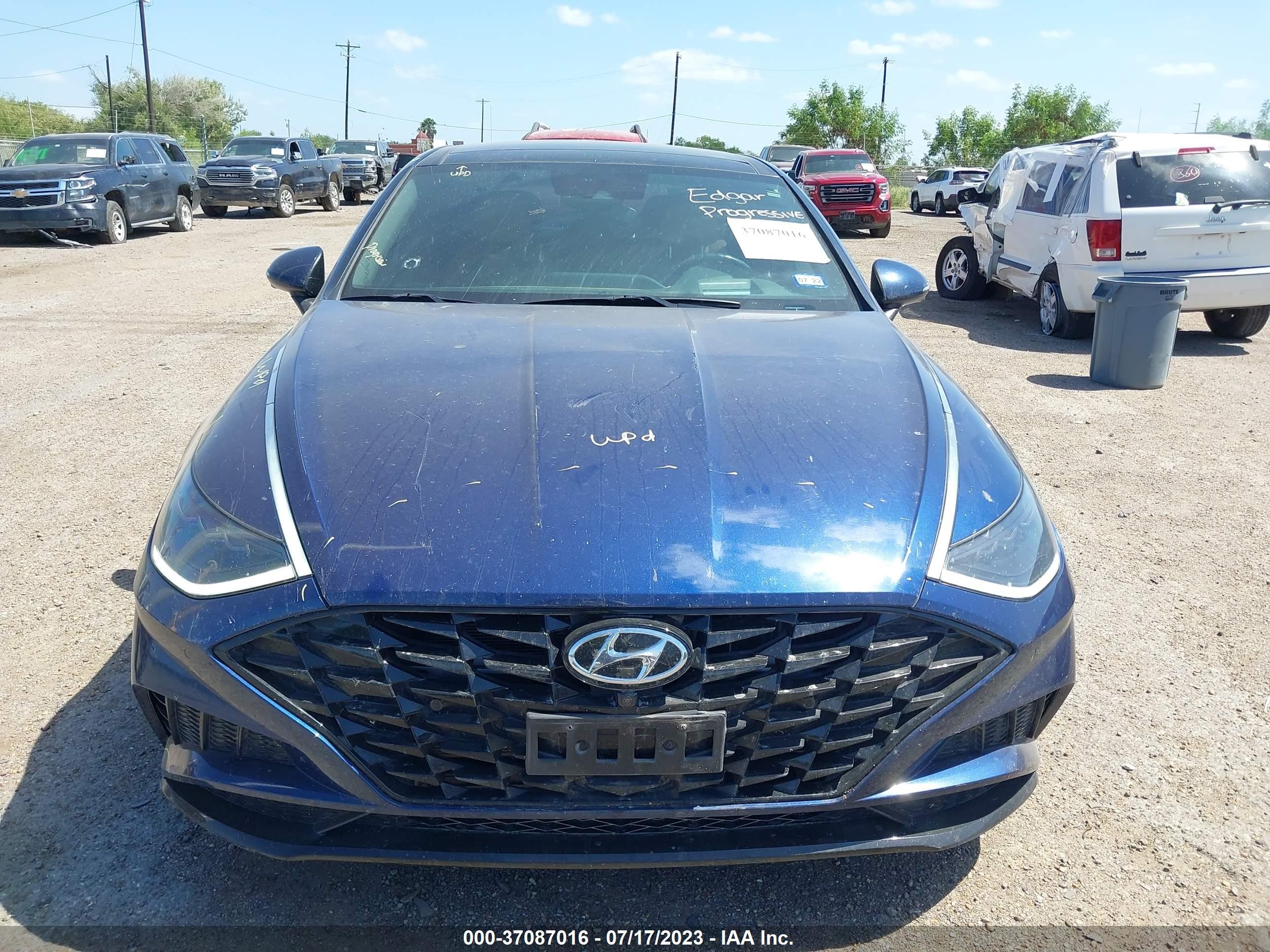 Photo 12 VIN: 5NPEH4J22MH075569 - HYUNDAI SONATA 