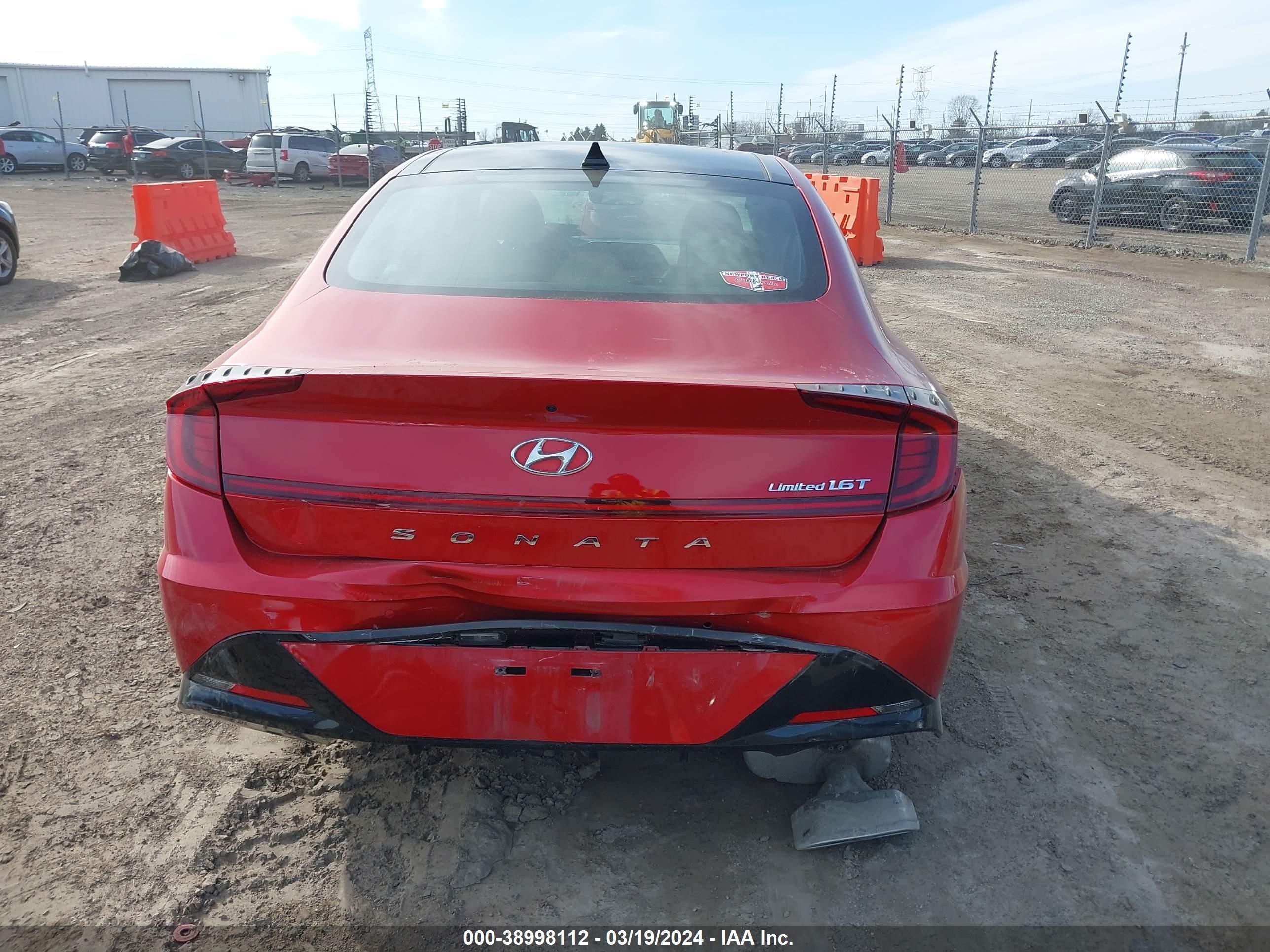 Photo 15 VIN: 5NPEH4J28MH082638 - HYUNDAI SONATA 