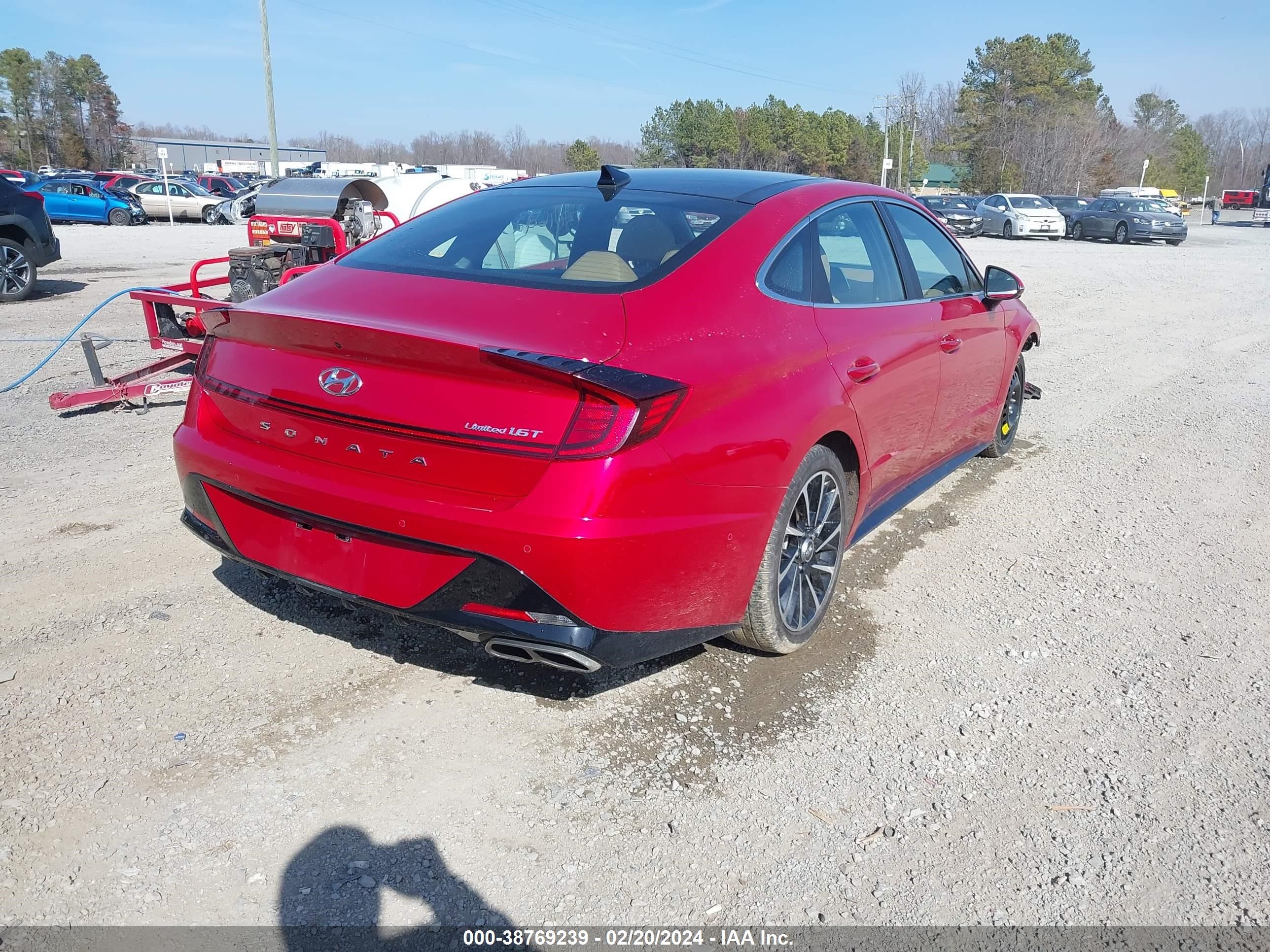 Photo 3 VIN: 5NPEH4J29MH067775 - HYUNDAI SONATA 