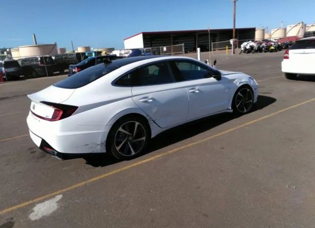 Photo 3 VIN: 5NPEJ4J23MH070014 - HYUNDAI SONATA 