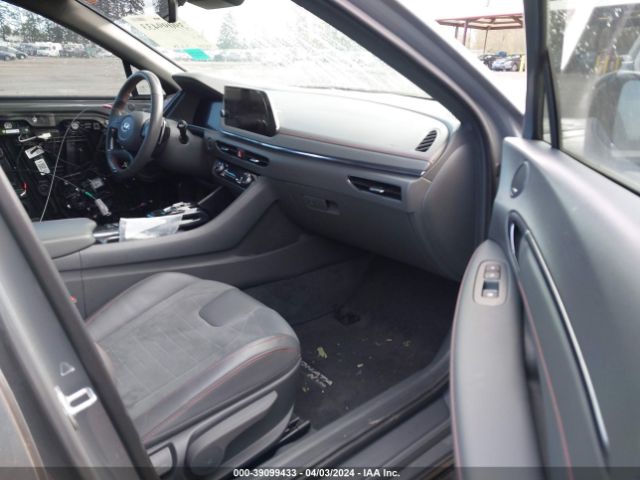 Photo 4 VIN: 5NPEK4JC0NH142634 - HYUNDAI SONATA 