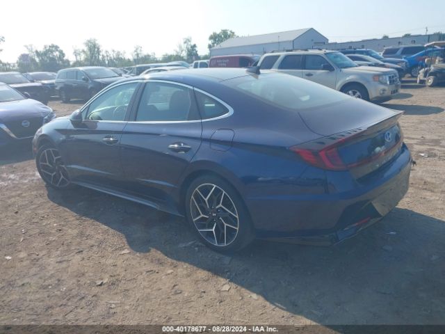 Photo 2 VIN: 5NPEK4JC1MH105834 - HYUNDAI SONATA 