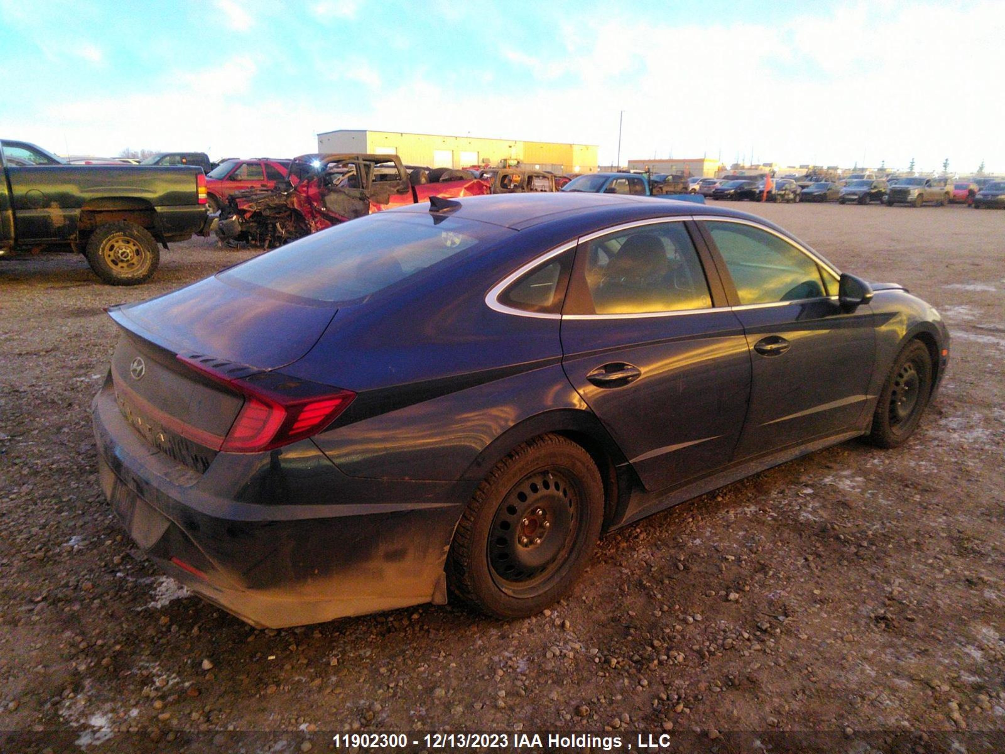 Photo 3 VIN: 5NPEL4J27NH134616 - HYUNDAI SONATA 