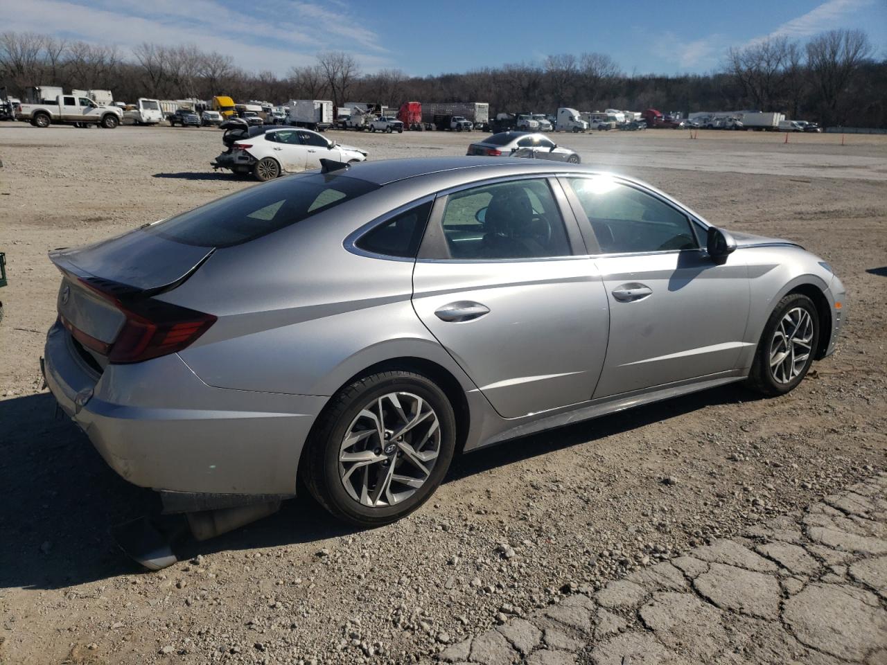 Photo 2 VIN: 5NPEL4JA9MH122456 - HYUNDAI SONATA 