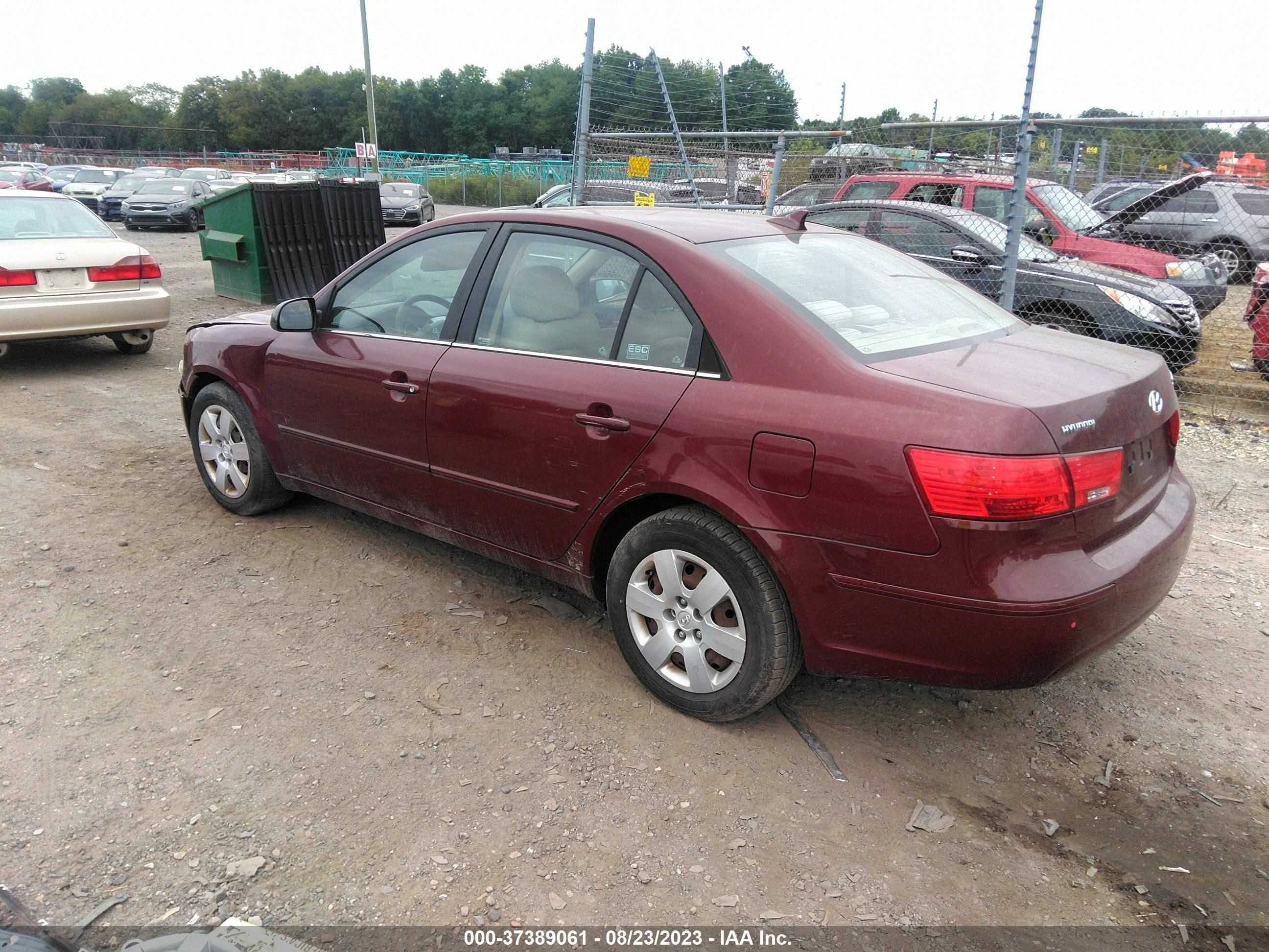 Photo 2 VIN: 5NPET46C09H460524 - HYUNDAI SONATA 