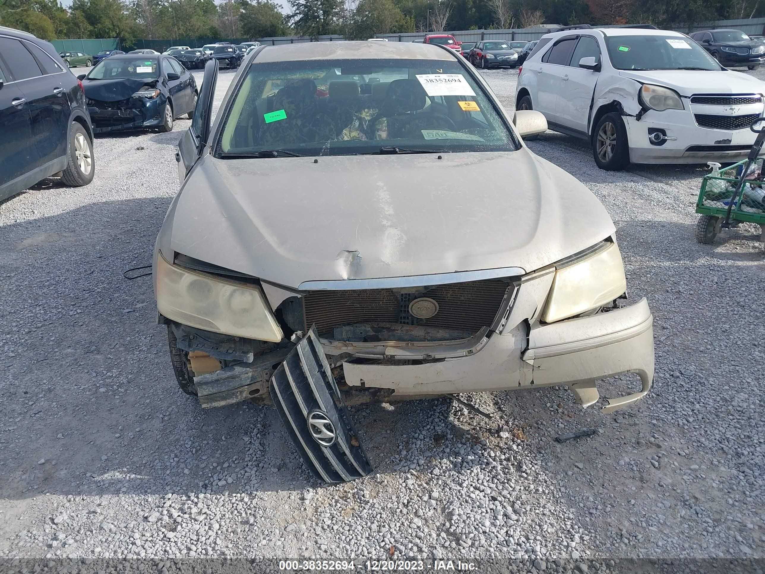 Photo 5 VIN: 5NPET46C09H493409 - HYUNDAI SONATA 