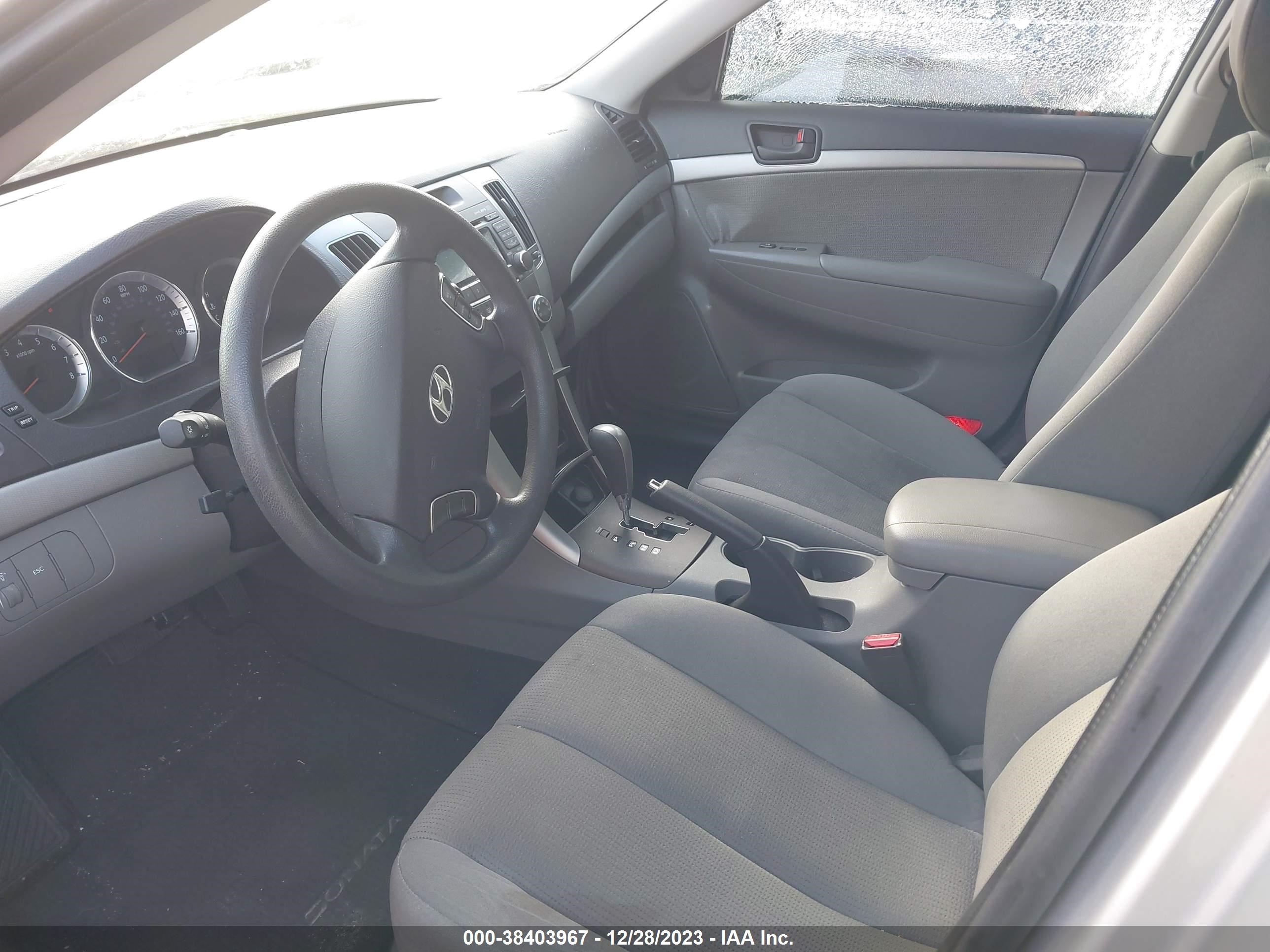 Photo 4 VIN: 5NPET46C19H478207 - HYUNDAI SONATA 