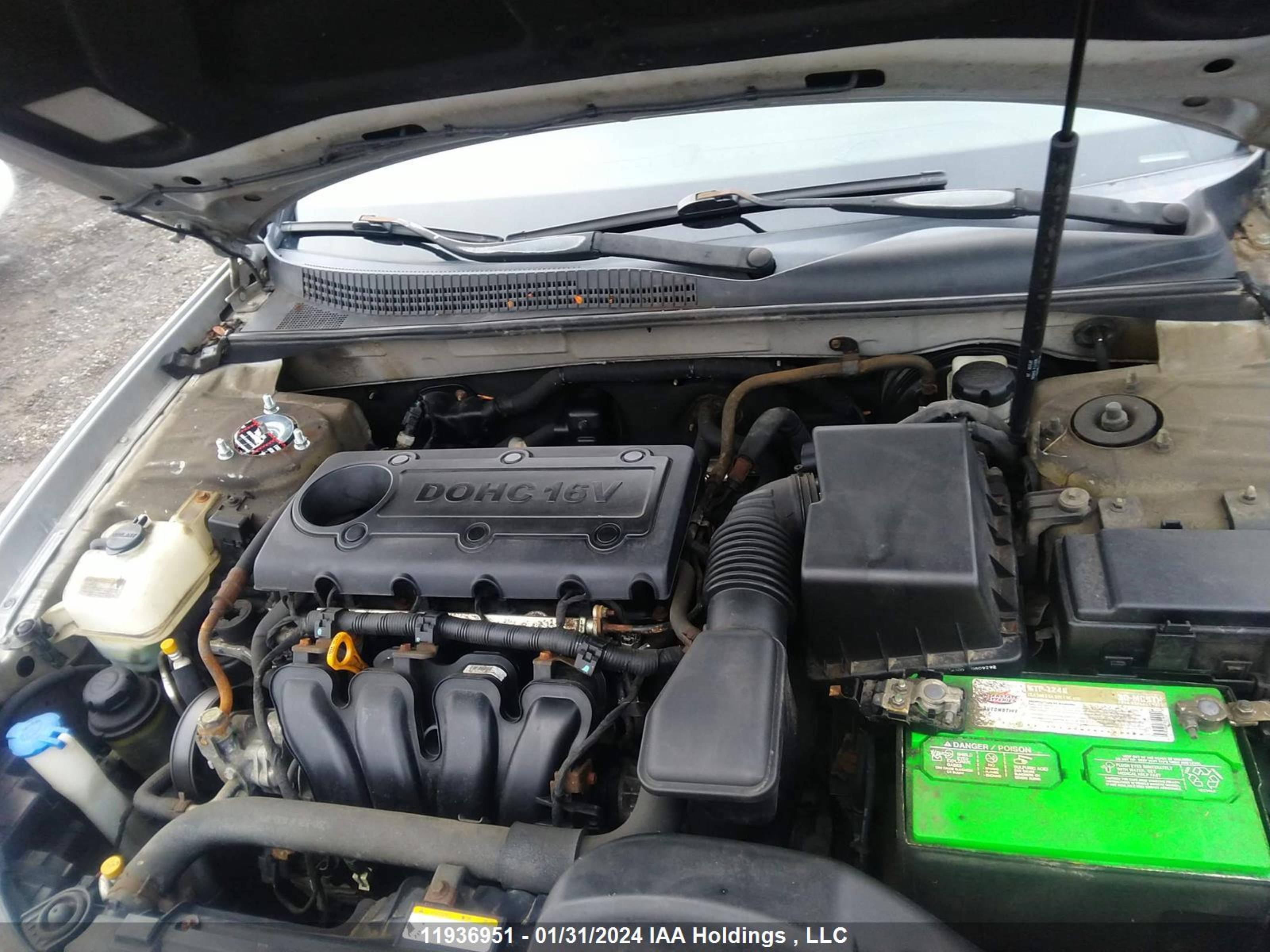 Photo 9 VIN: 5NPET46C19H560521 - HYUNDAI SONATA 