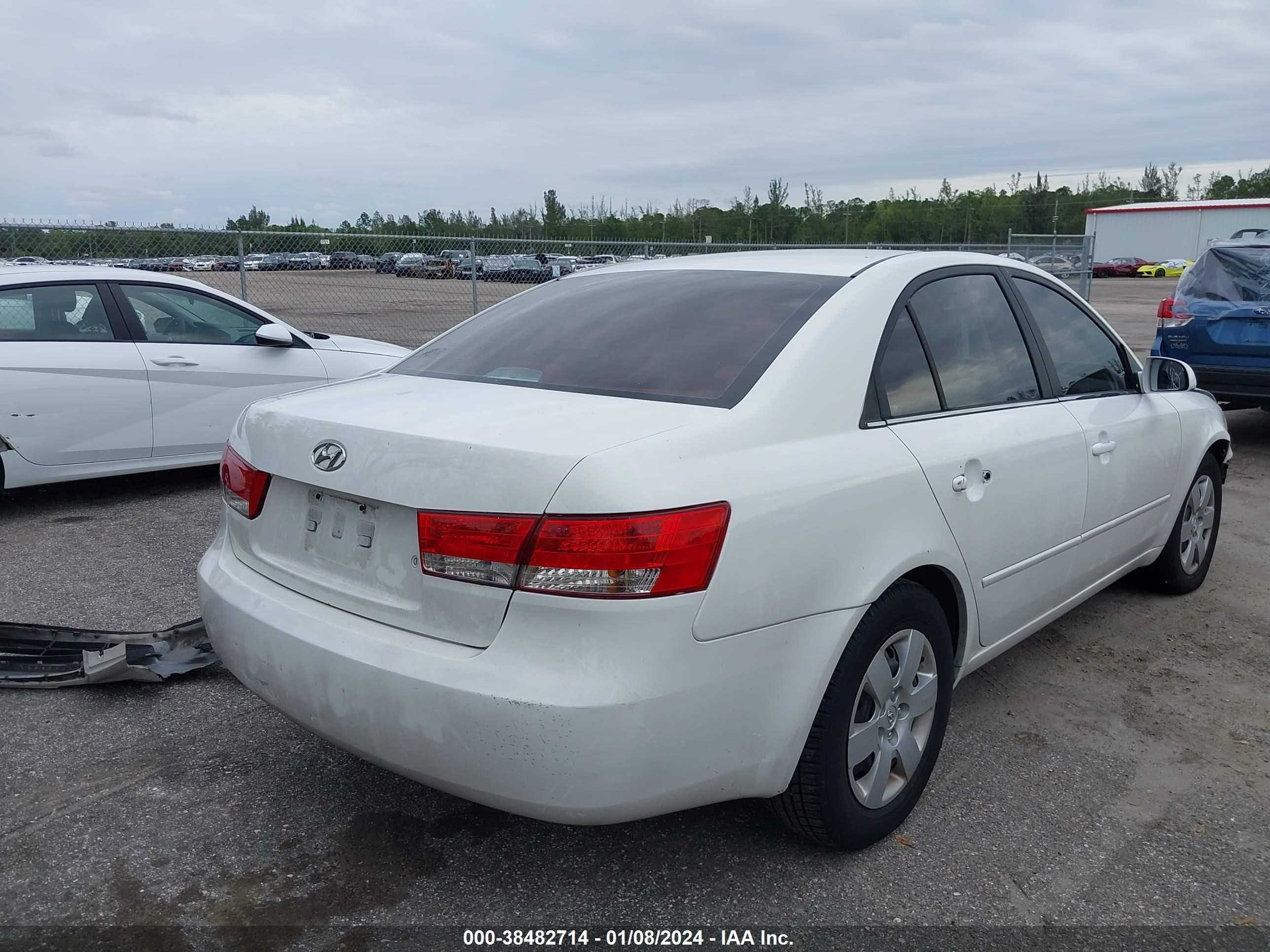 Photo 3 VIN: 5NPET46C27H200512 - HYUNDAI SONATA 