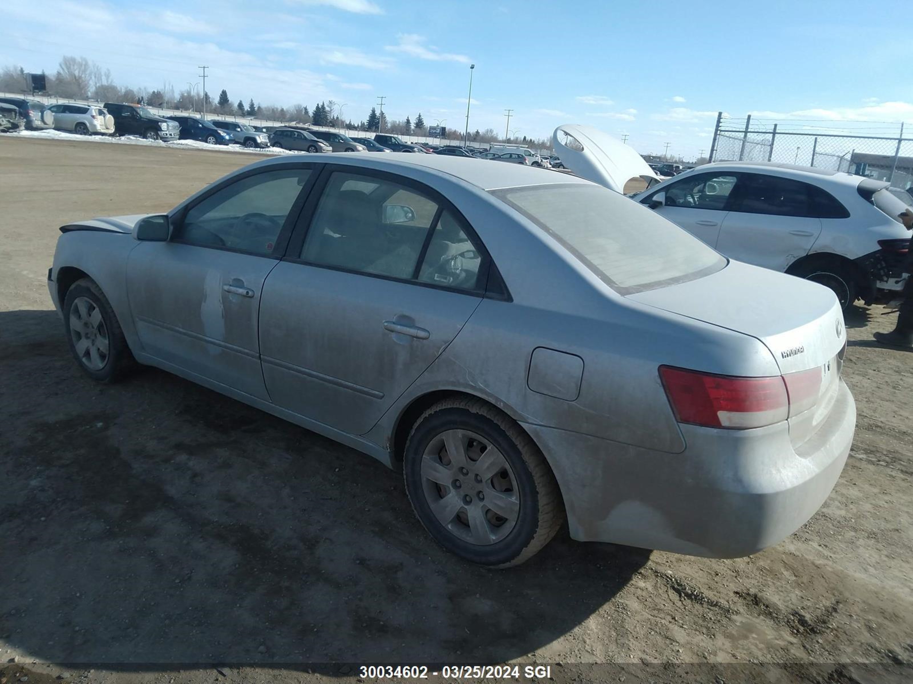 Photo 2 VIN: 5NPET46C27H232375 - HYUNDAI SONATA 