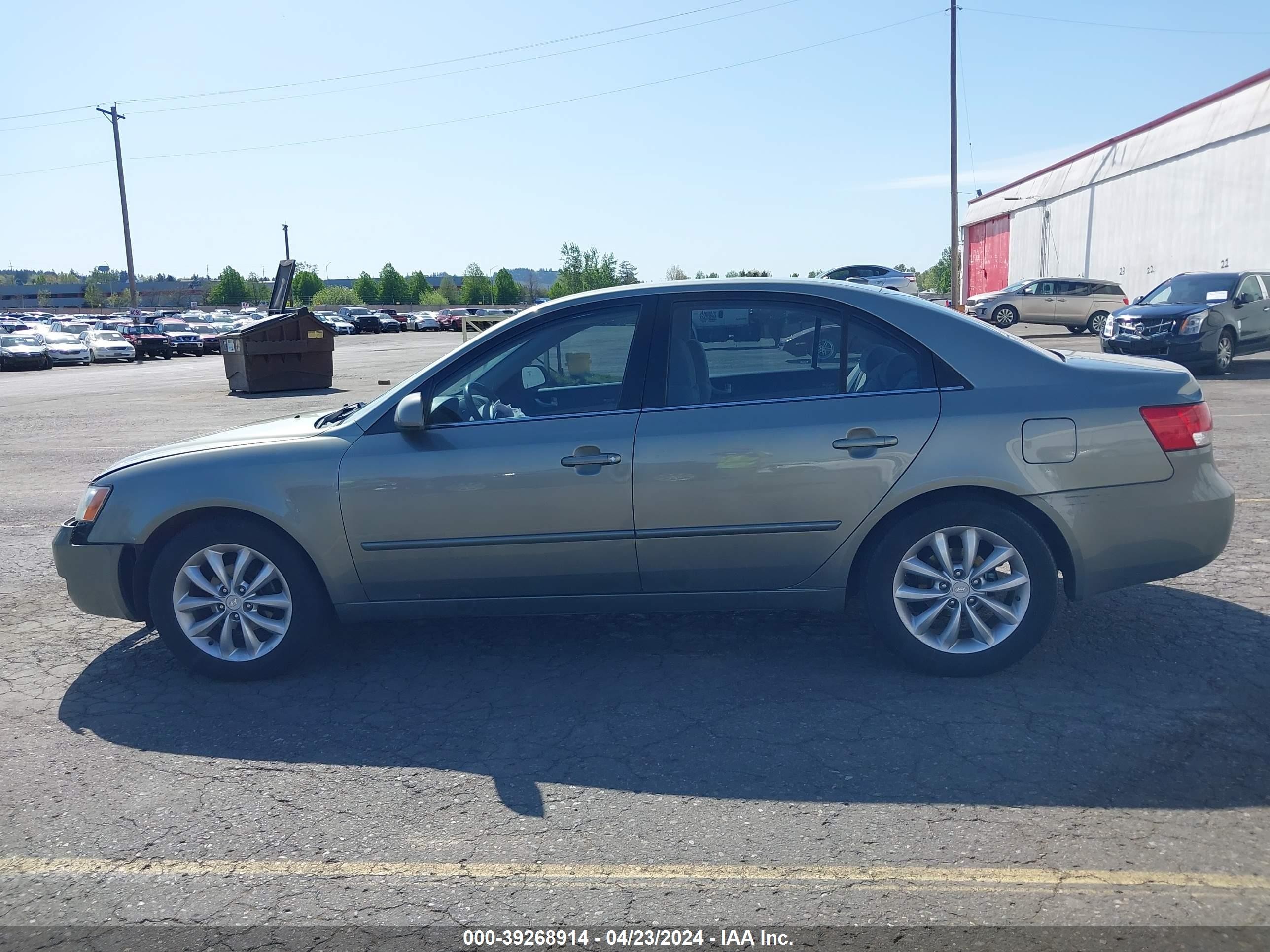 Photo 13 VIN: 5NPET46C27H252044 - HYUNDAI SONATA 