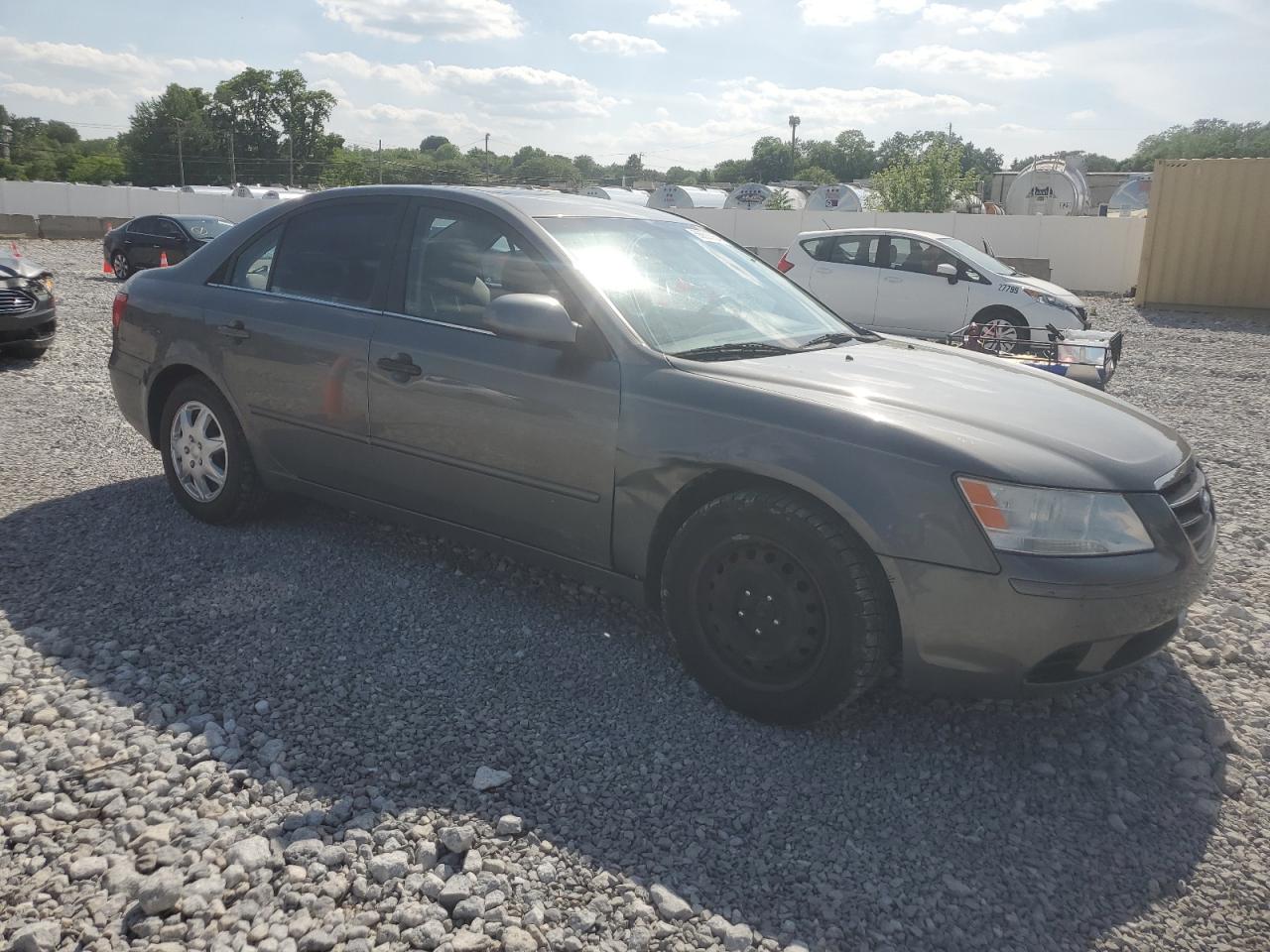 Photo 3 VIN: 5NPET46C29H434037 - HYUNDAI SONATA 