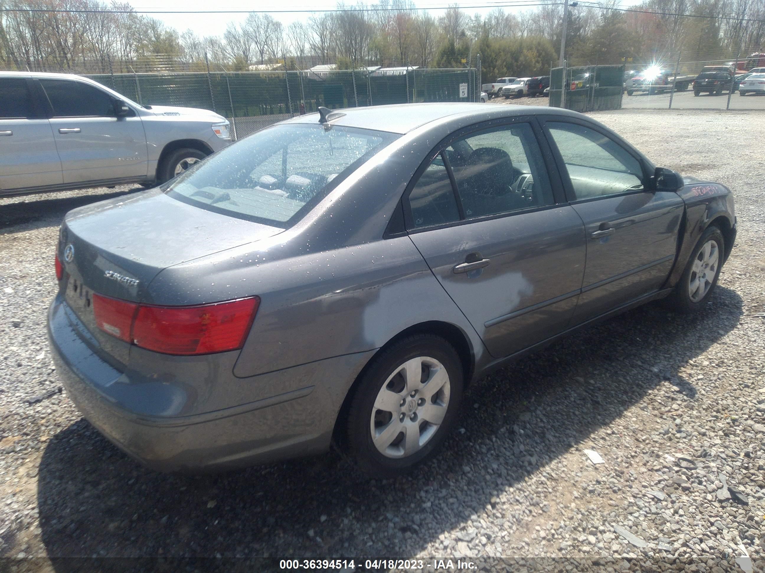 Photo 3 VIN: 5NPET46C29H438539 - HYUNDAI SONATA 