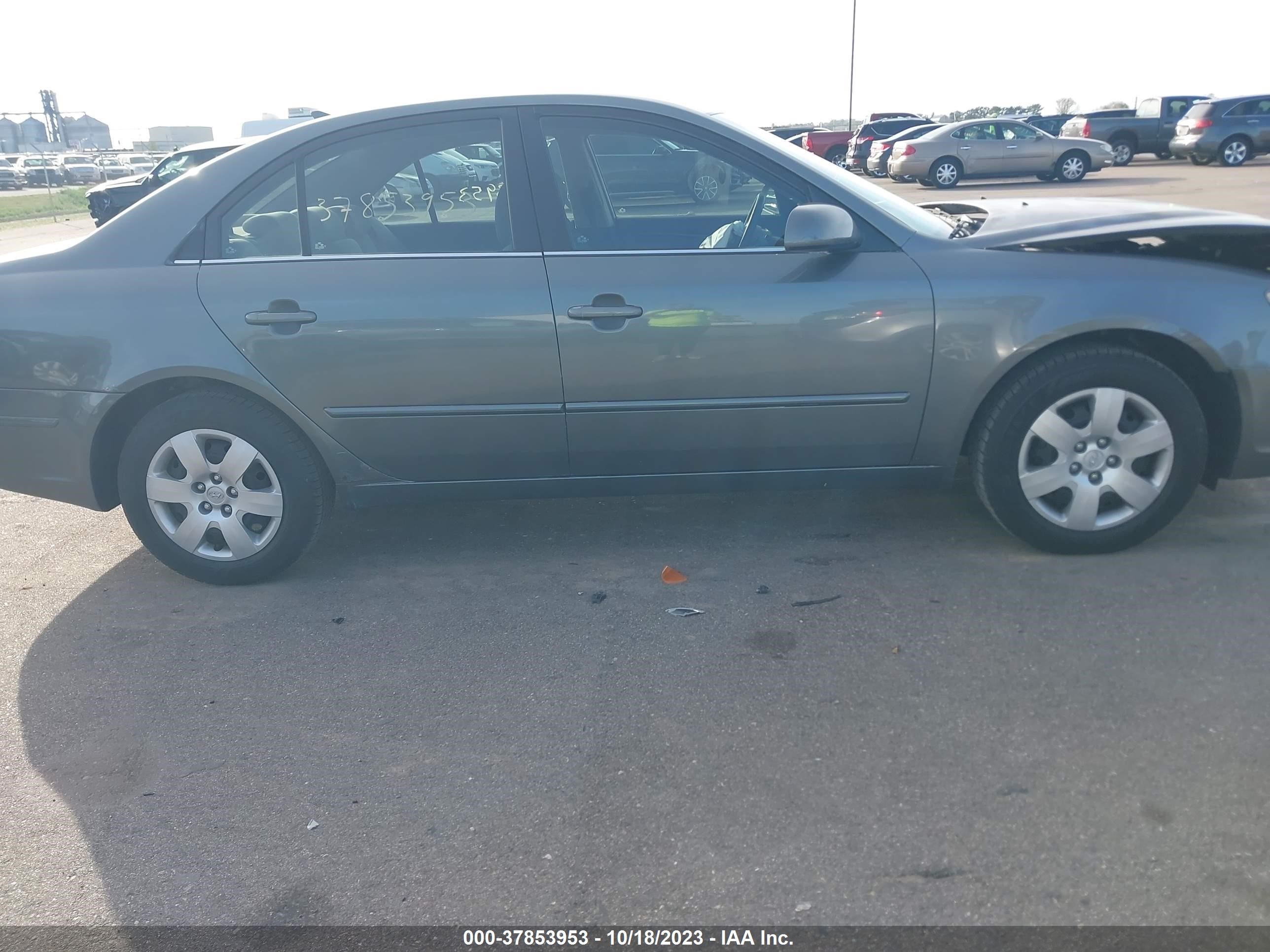 Photo 12 VIN: 5NPET46C29H550516 - HYUNDAI SONATA 