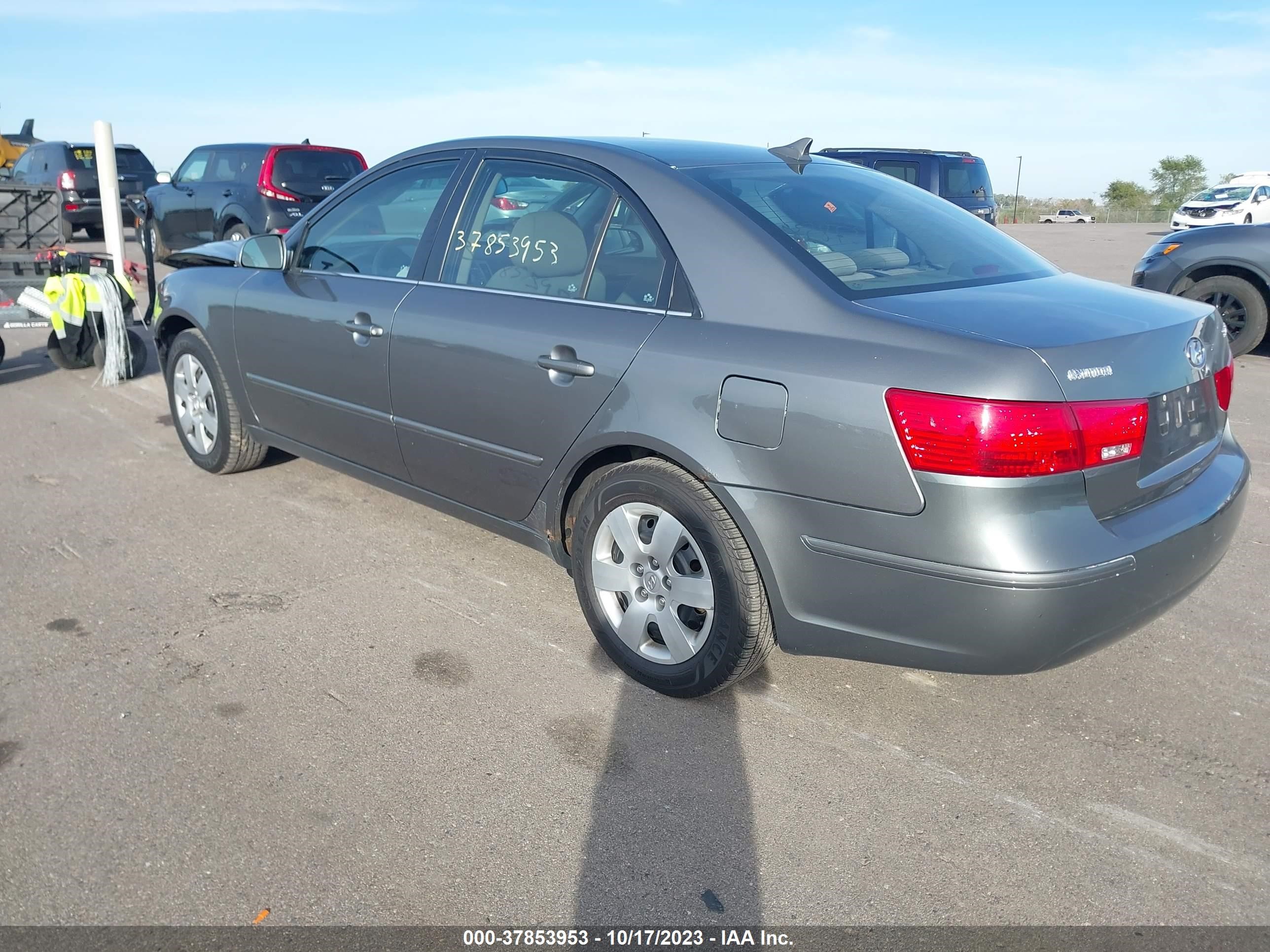 Photo 2 VIN: 5NPET46C29H550516 - HYUNDAI SONATA 