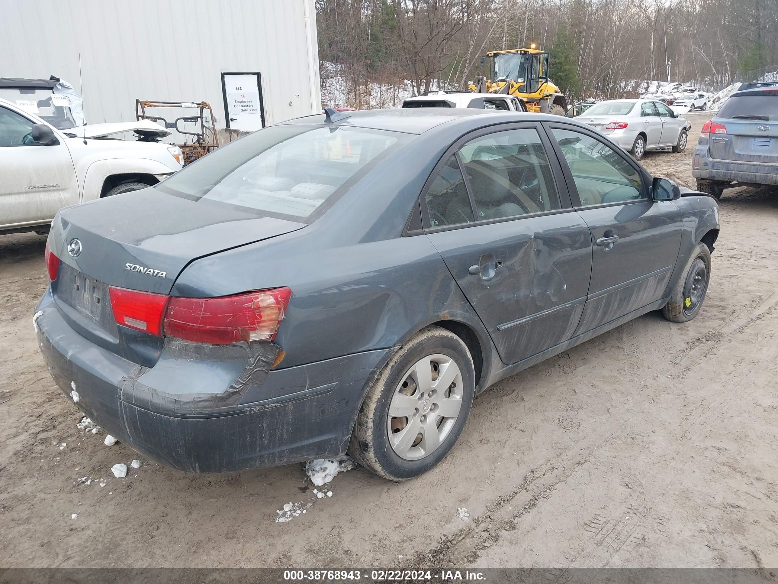 Photo 3 VIN: 5NPET46C39H407977 - HYUNDAI SONATA 