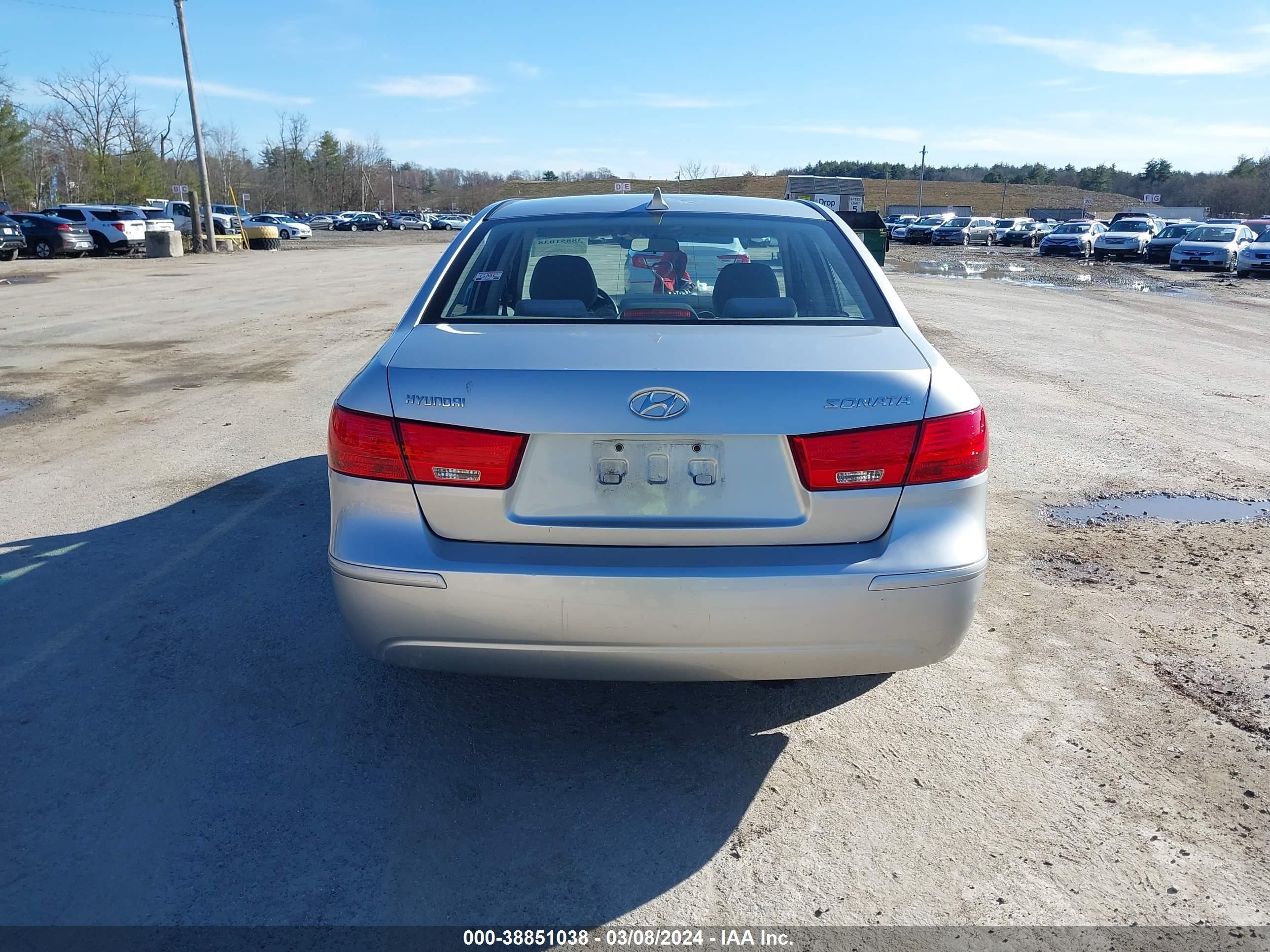 Photo 15 VIN: 5NPET46C39H443538 - HYUNDAI SONATA 