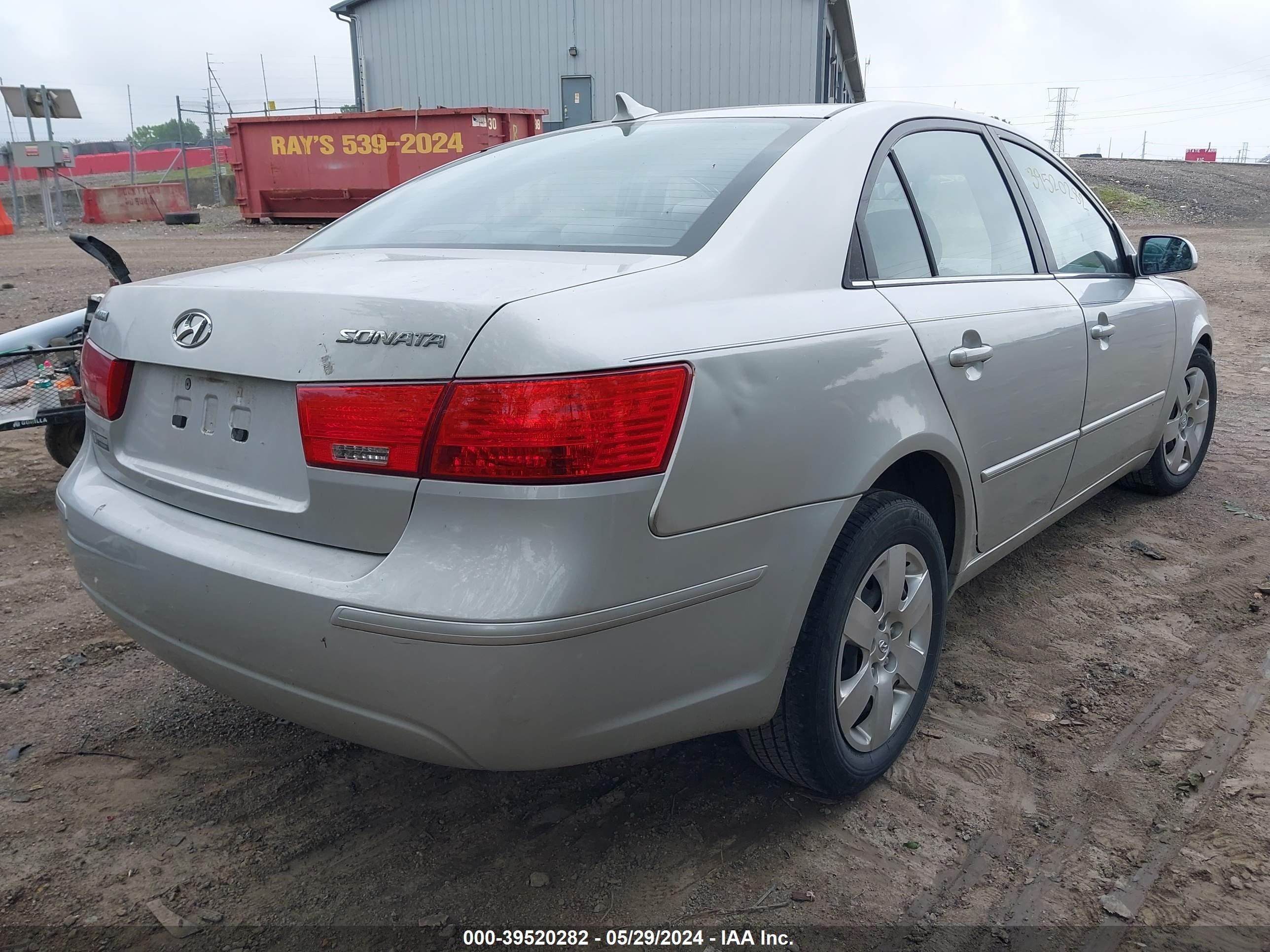 Photo 3 VIN: 5NPET46C39H482369 - HYUNDAI SONATA 