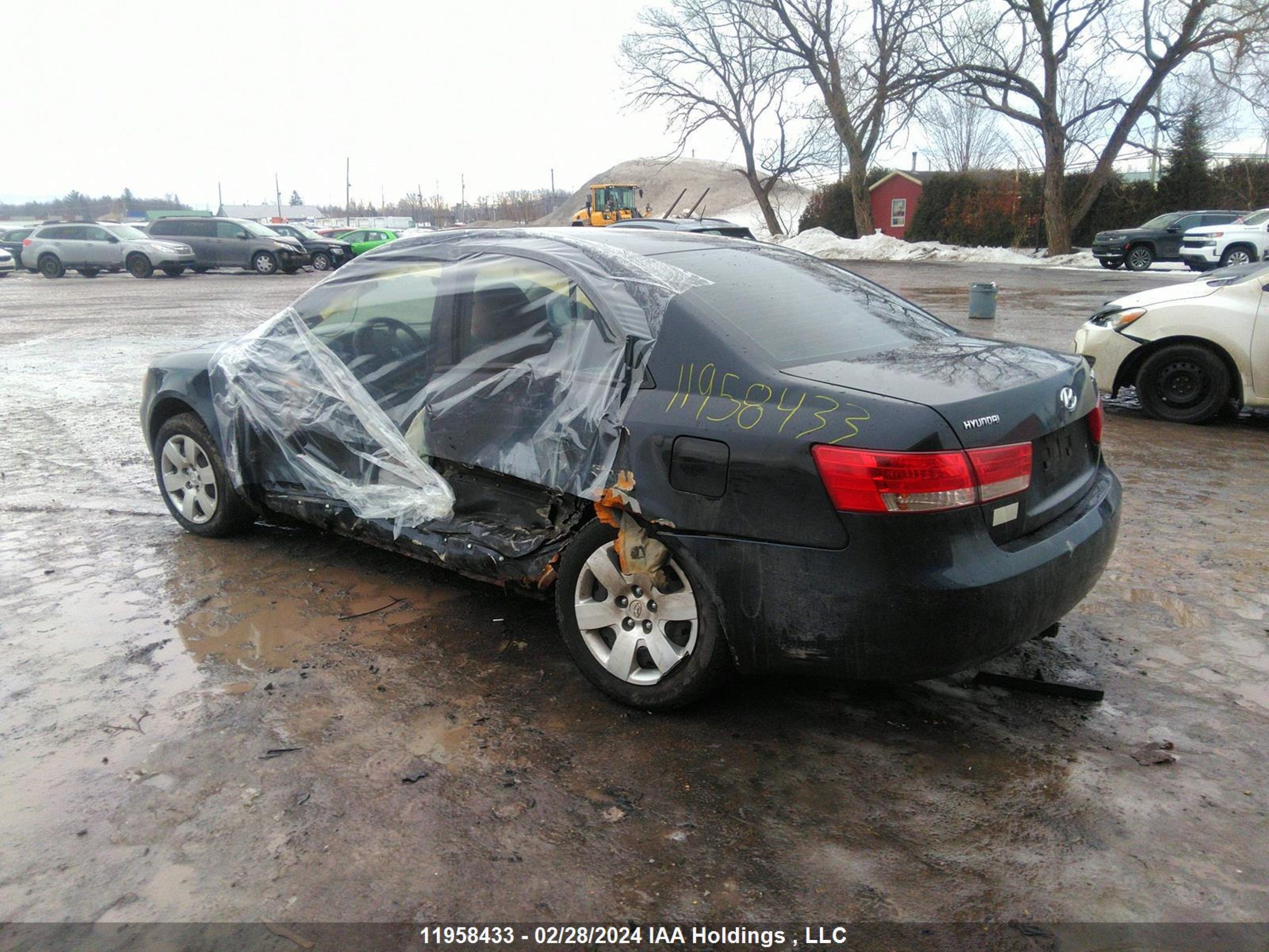 Photo 2 VIN: 5NPET46C46H155233 - HYUNDAI SONATA 