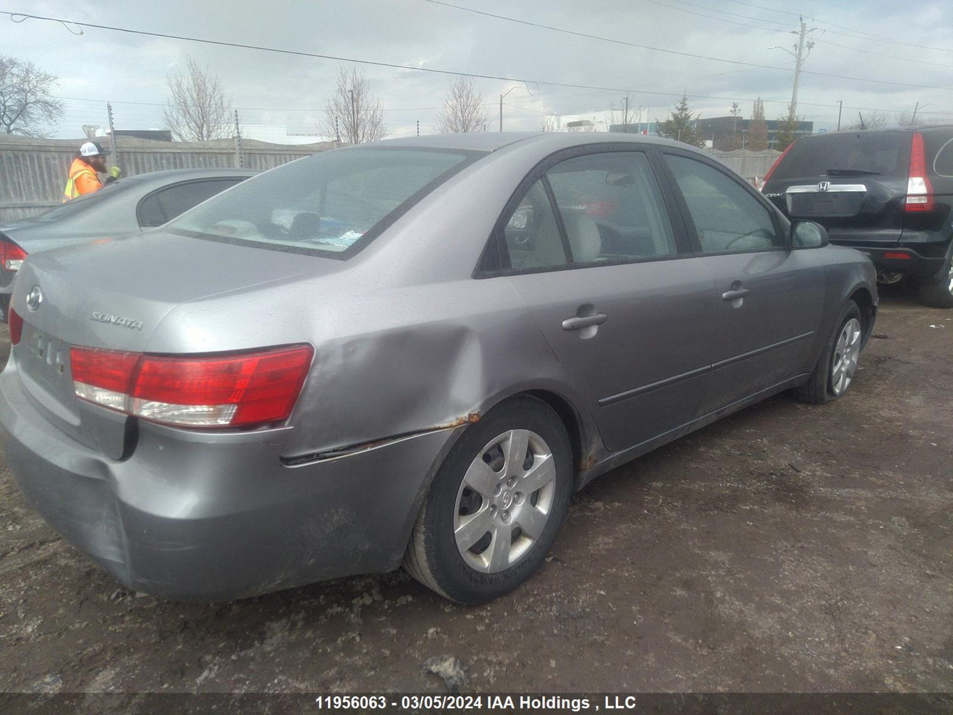 Photo 3 VIN: 5NPET46C46H156575 - HYUNDAI SONATA 